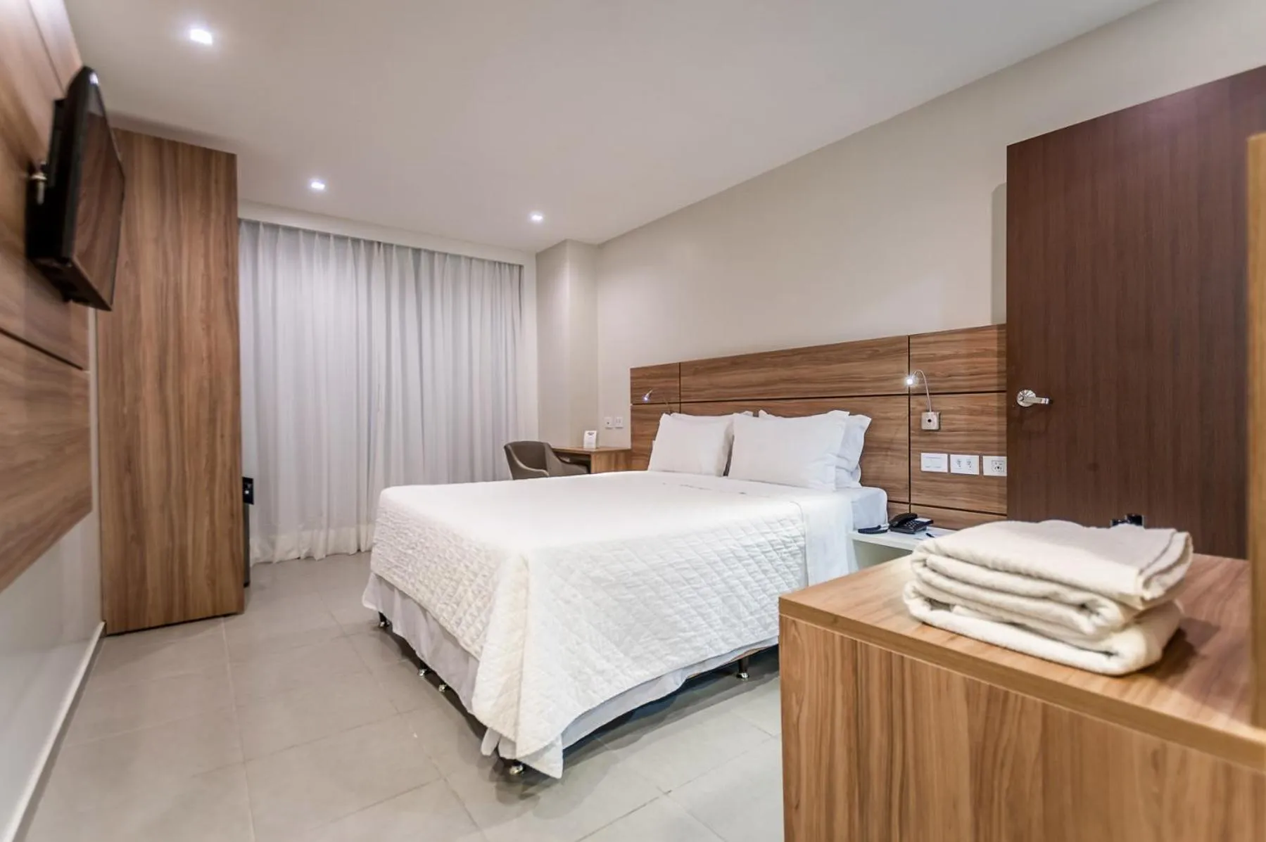 Photo of the whole room, Bed in Intercity Maceio