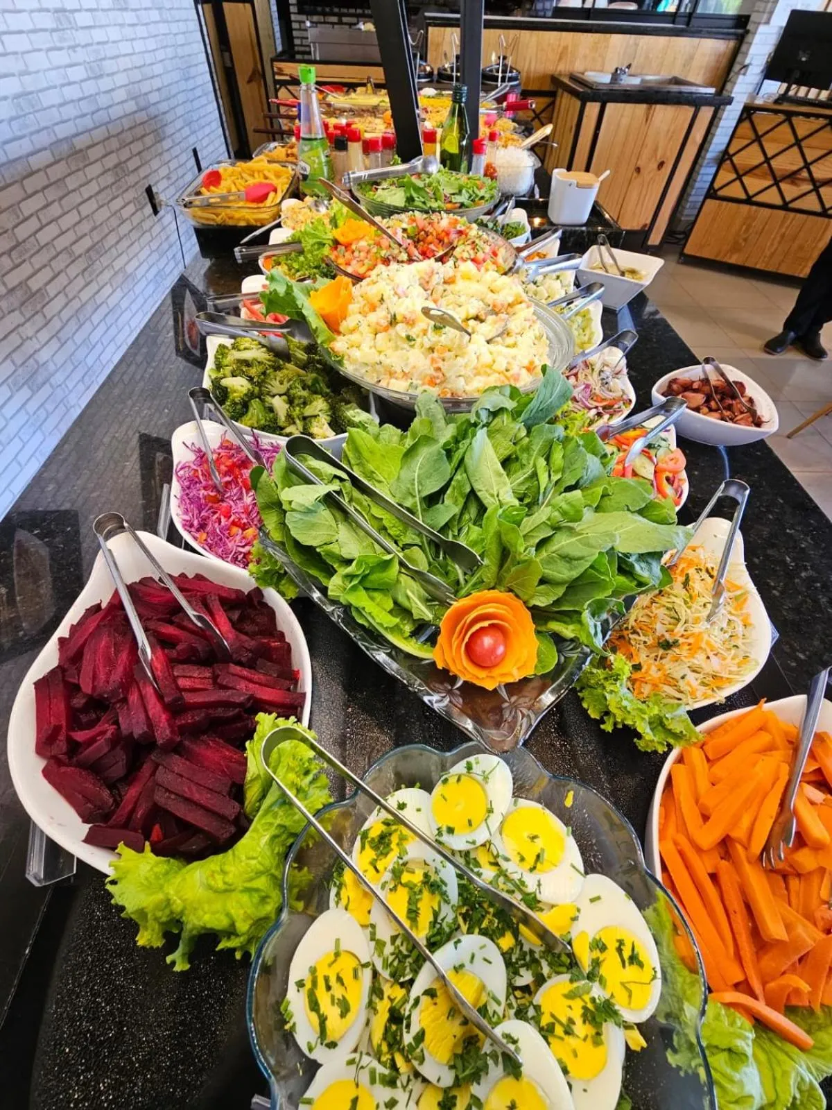 Restaurant/places to eat in Pak Suítes Hotel