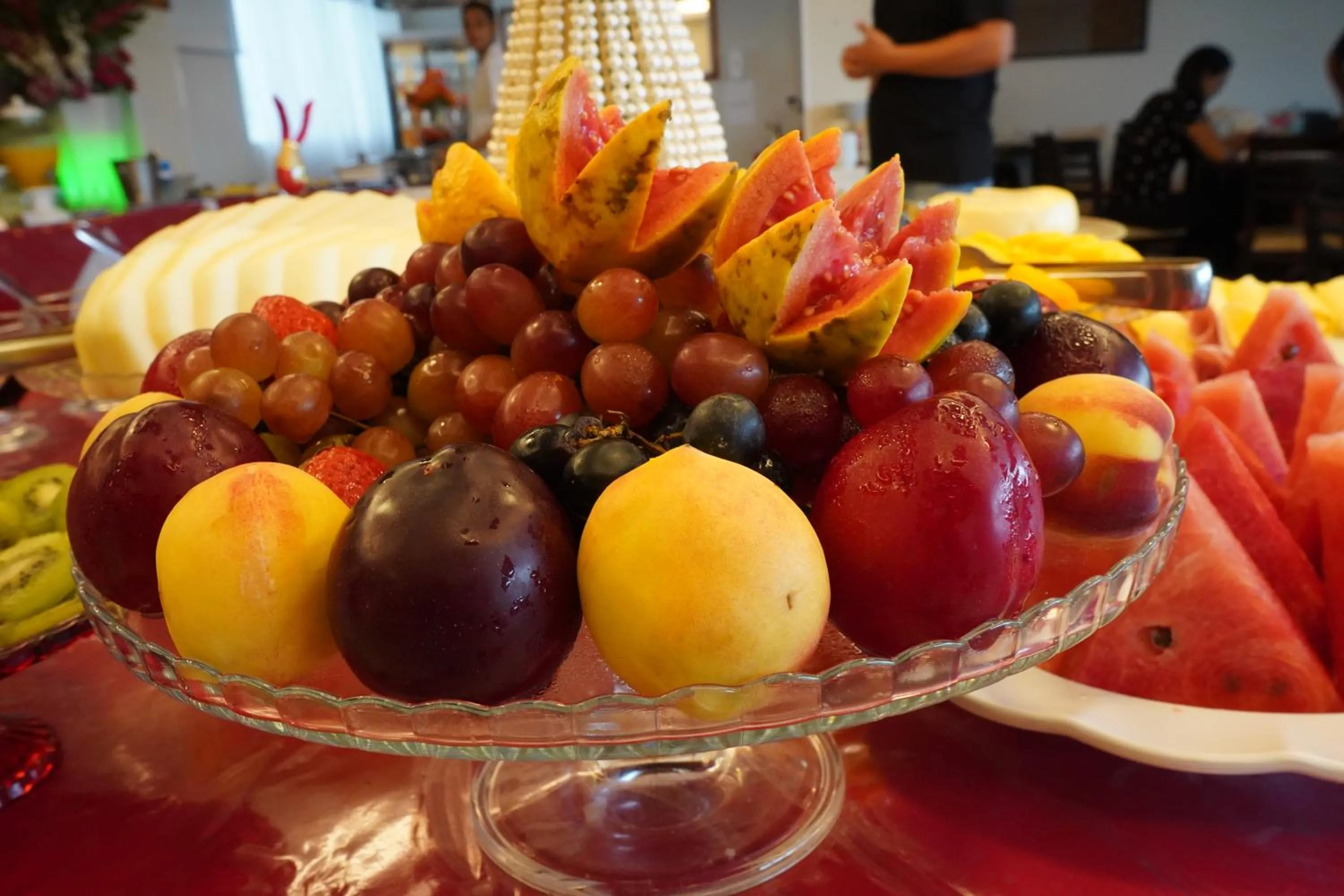 Buffet breakfast in Pak Suítes Hotel