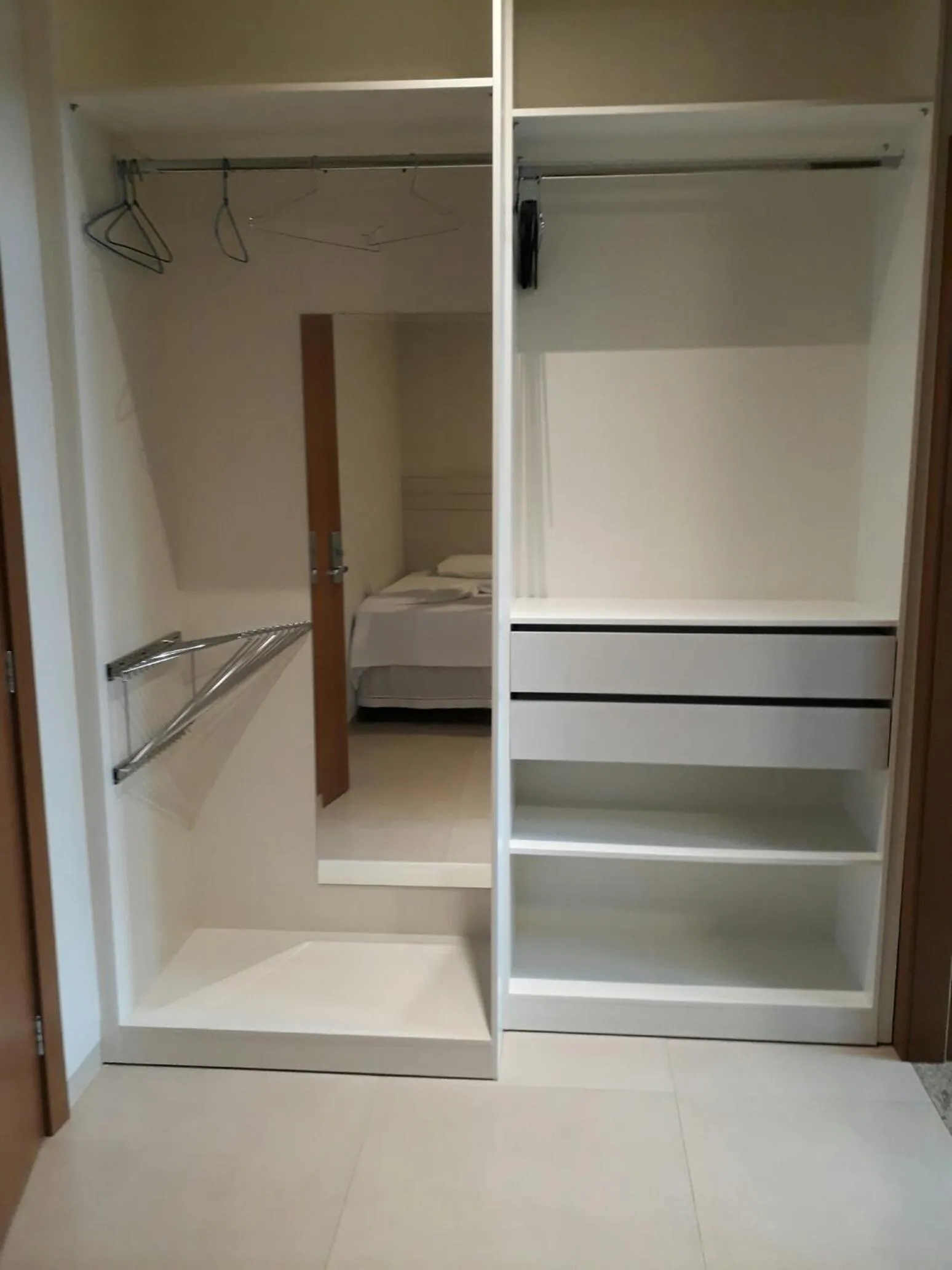 Bed in Pak Suítes Hotel