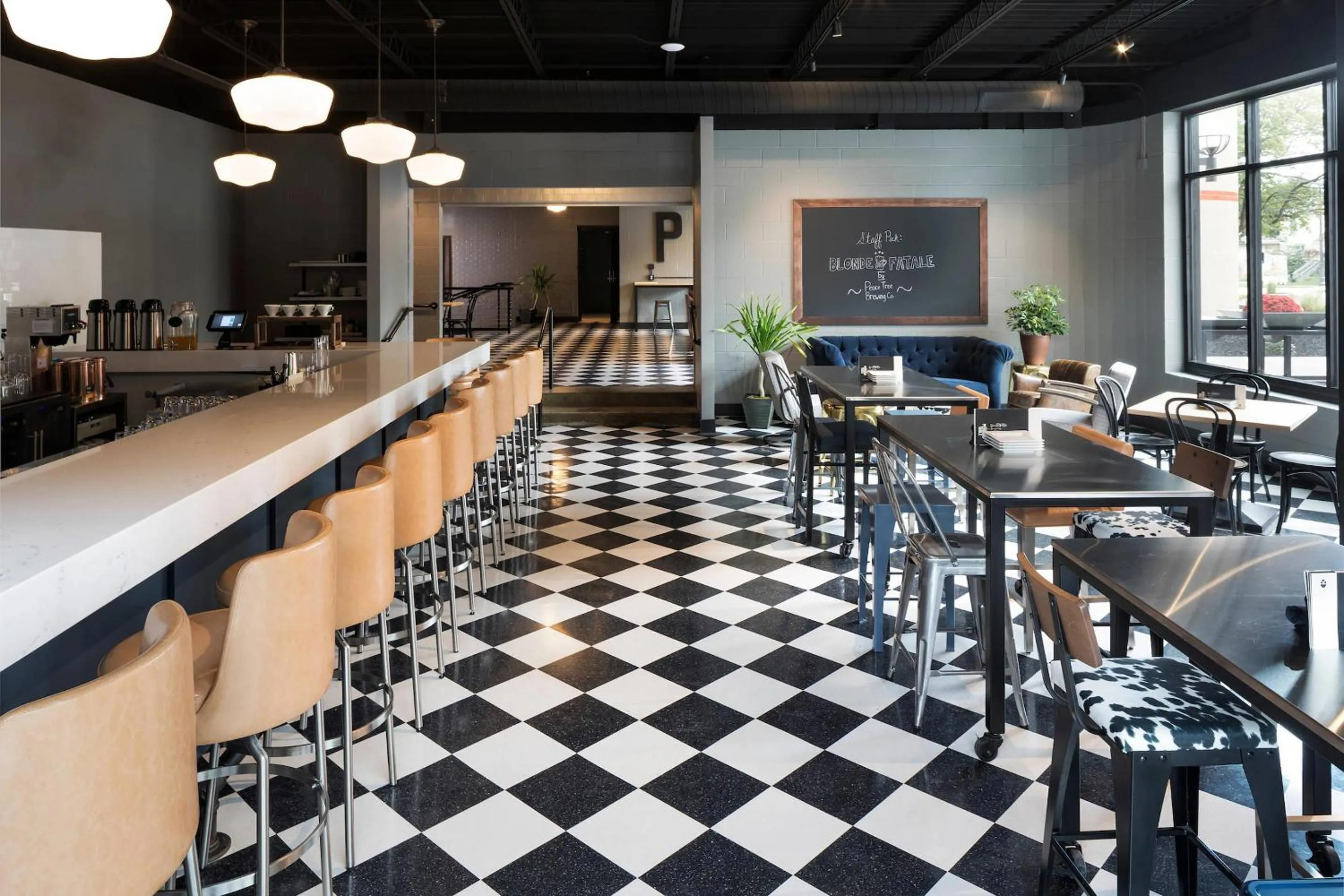 Restaurant/places to eat in Hotel Grinnell, Ascend Hotel Collection