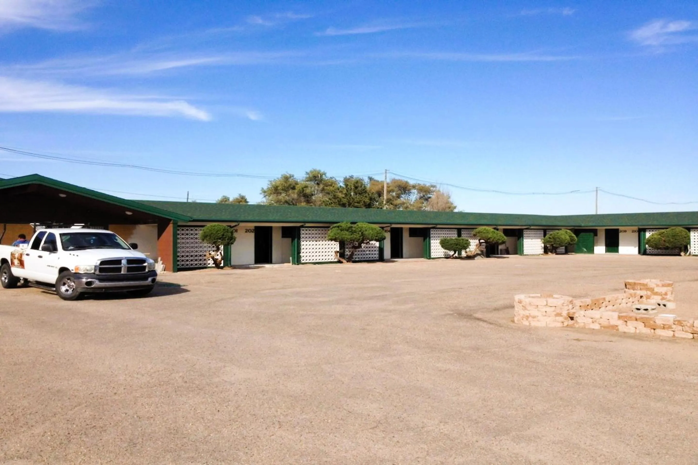 HomeTown Inn By OYO Lakin, KS