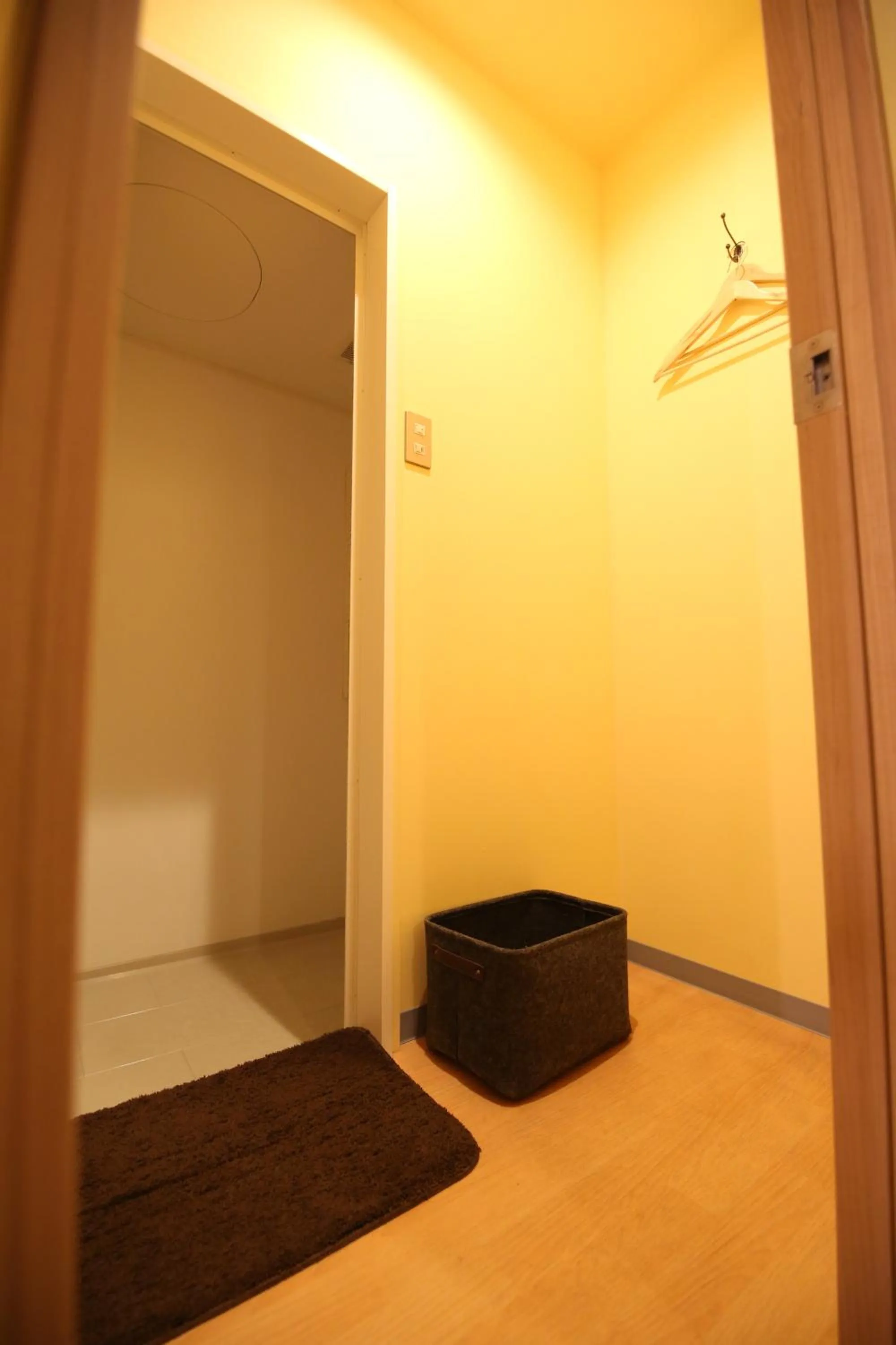 Shower in Hibari House Guest house