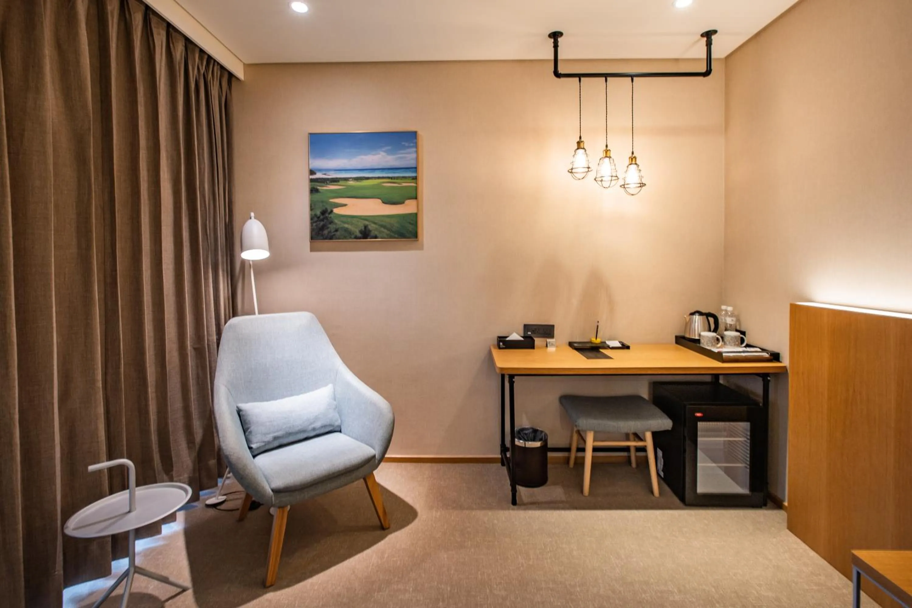 Photo of the whole room in Mega Hotel