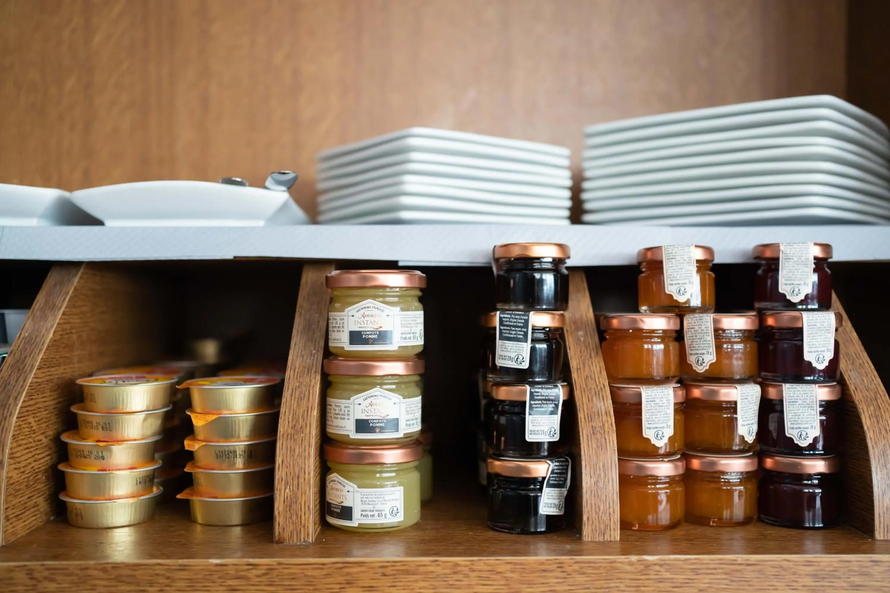 Kitchen or kitchenette in HOTEL l'EAUBONNE