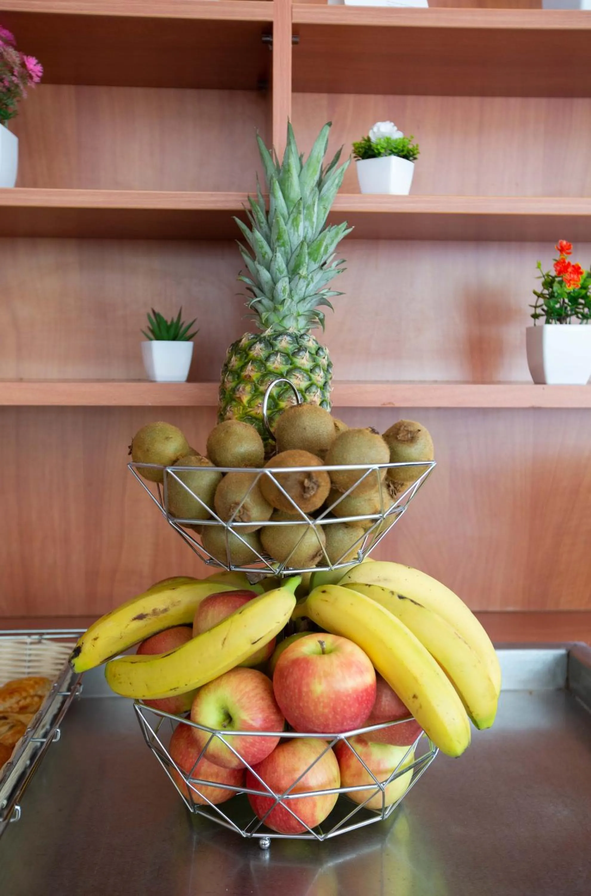 Food in HOTEL l'EAUBONNE