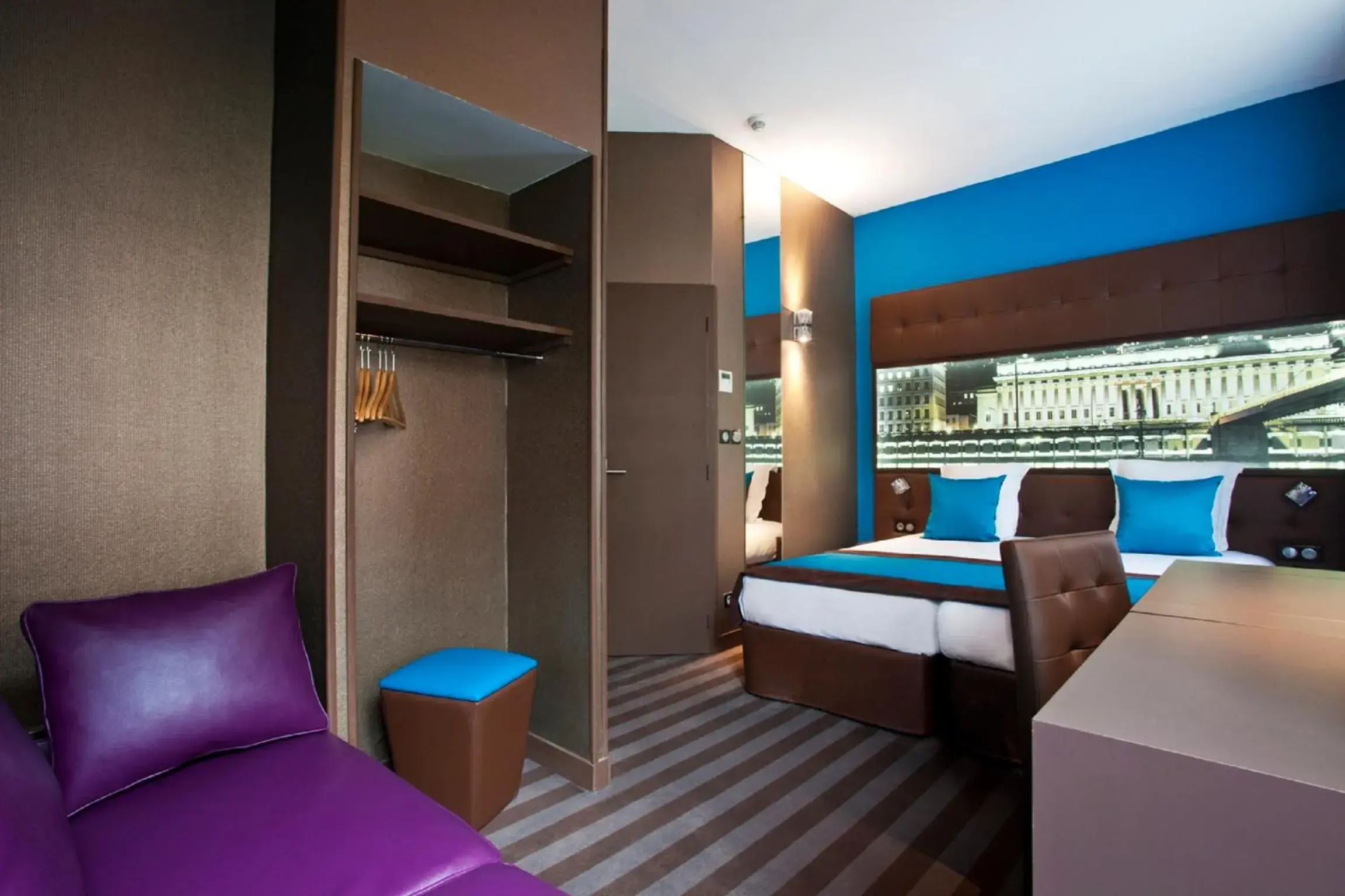 Photo of the whole room in Hotel des Savoies Lyon Perrache Photo of the whole room in Hotel des Savoies Lyon Perrache