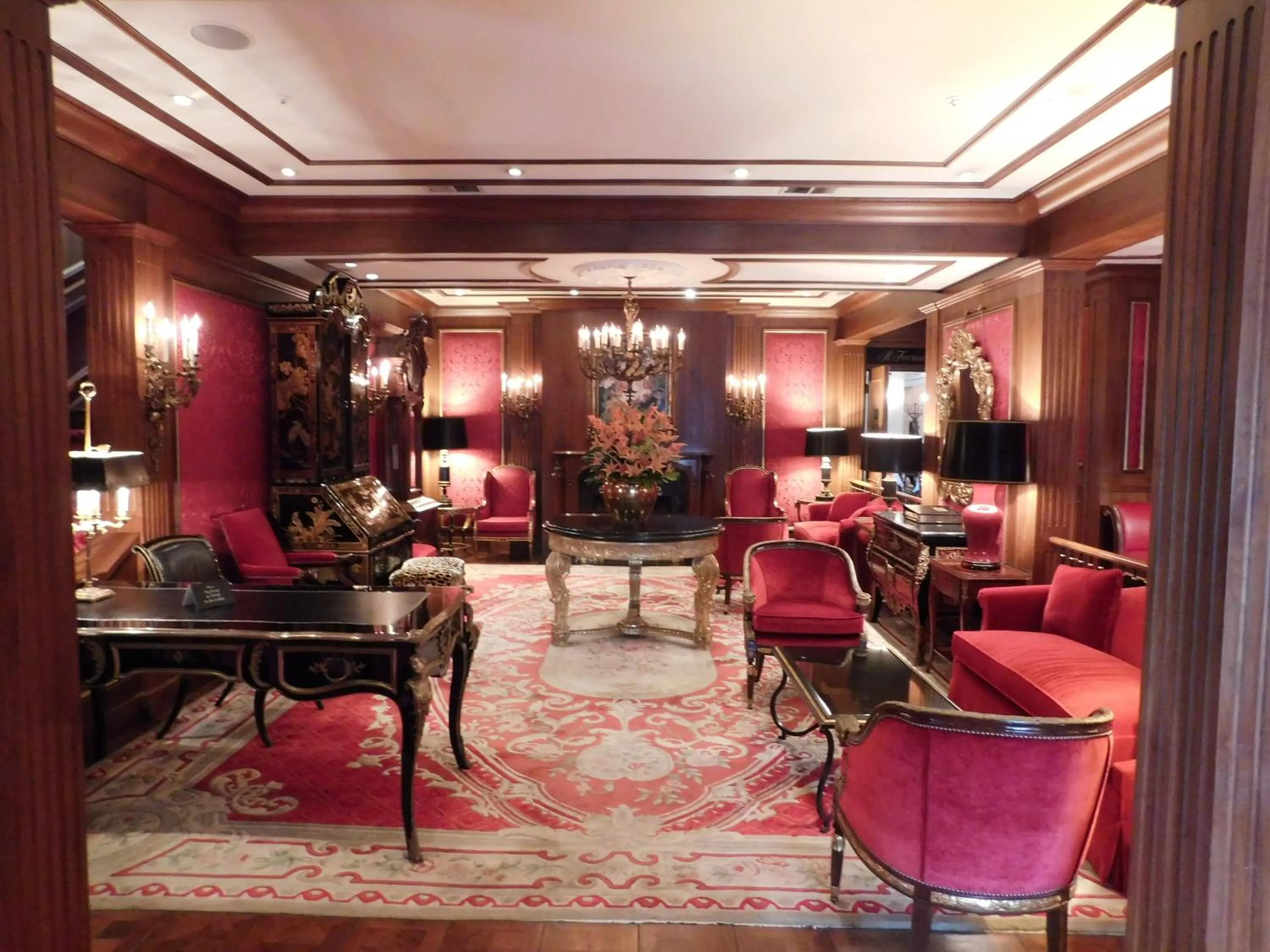 Lobby or reception in Pine Inn - Carmel