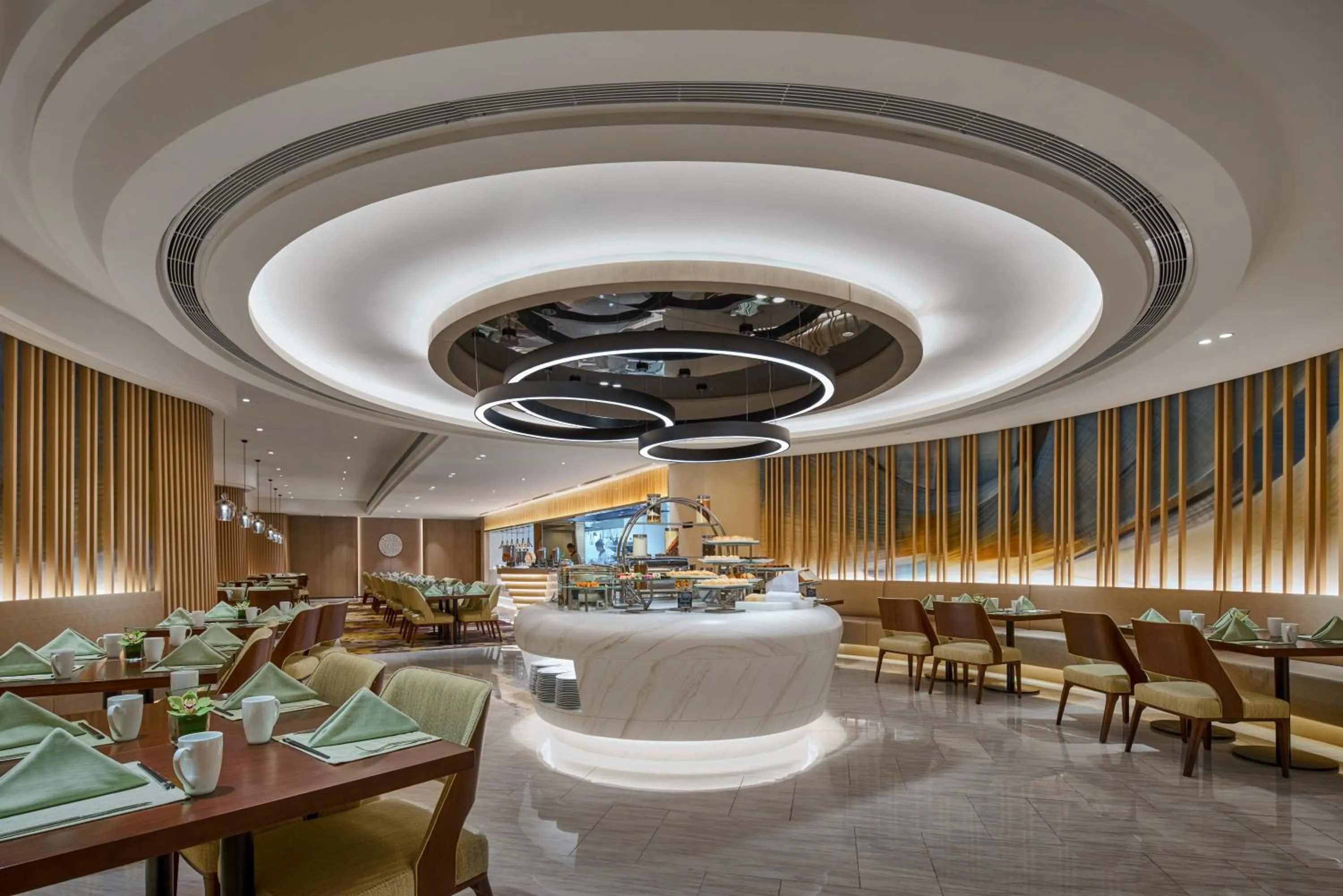 Restaurant/places to eat in The QUBE Hotel Shanghai Hongqiao
