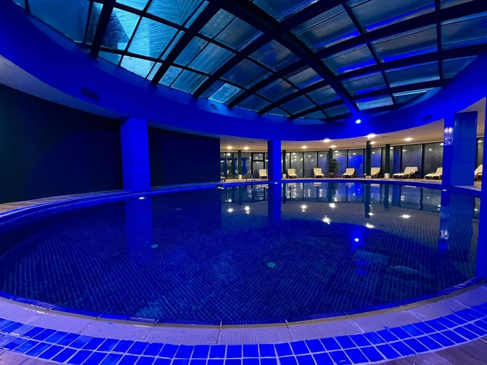 Swimming pool in Sky Tower Hotel
