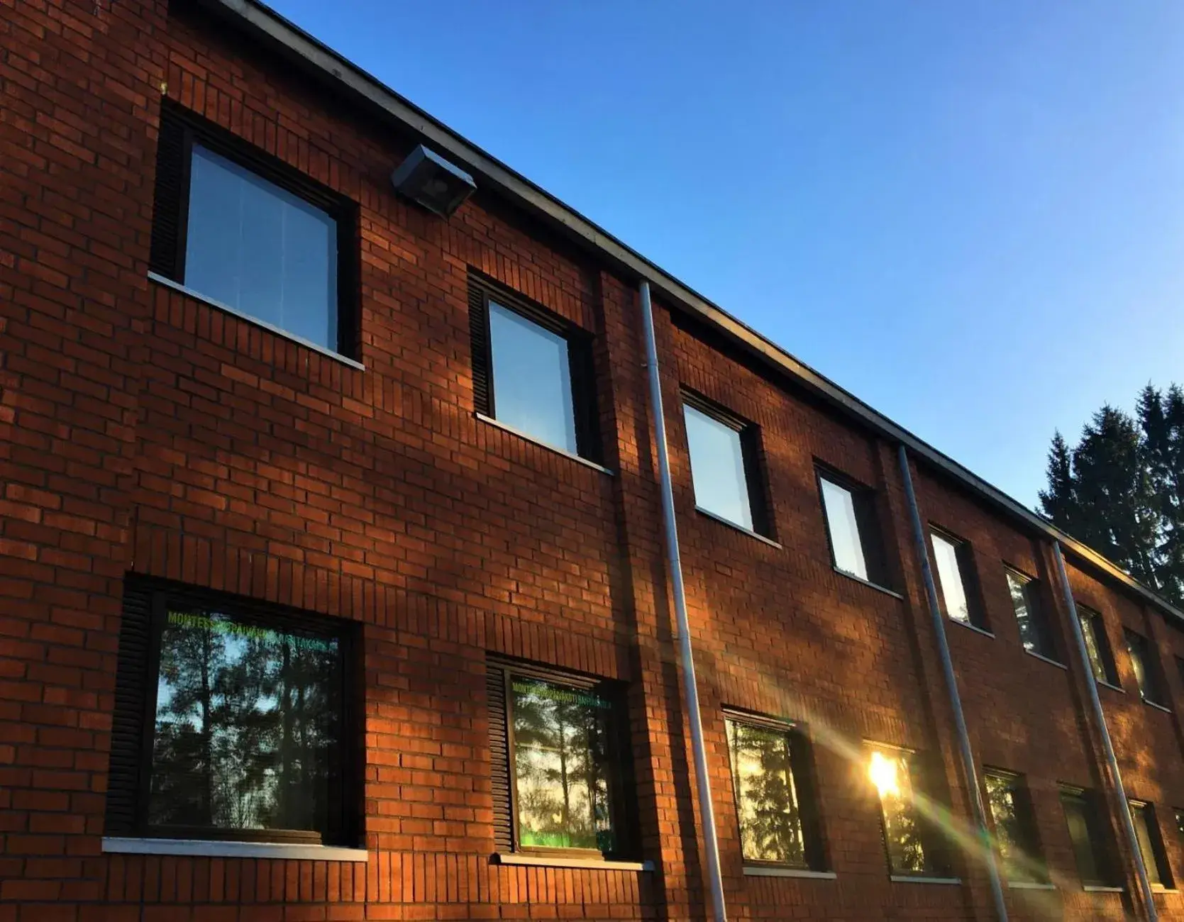 Facade/entrance in The Rooms Airport - 20Rooms Facade/entrance in The Rooms Airport - 20Rooms