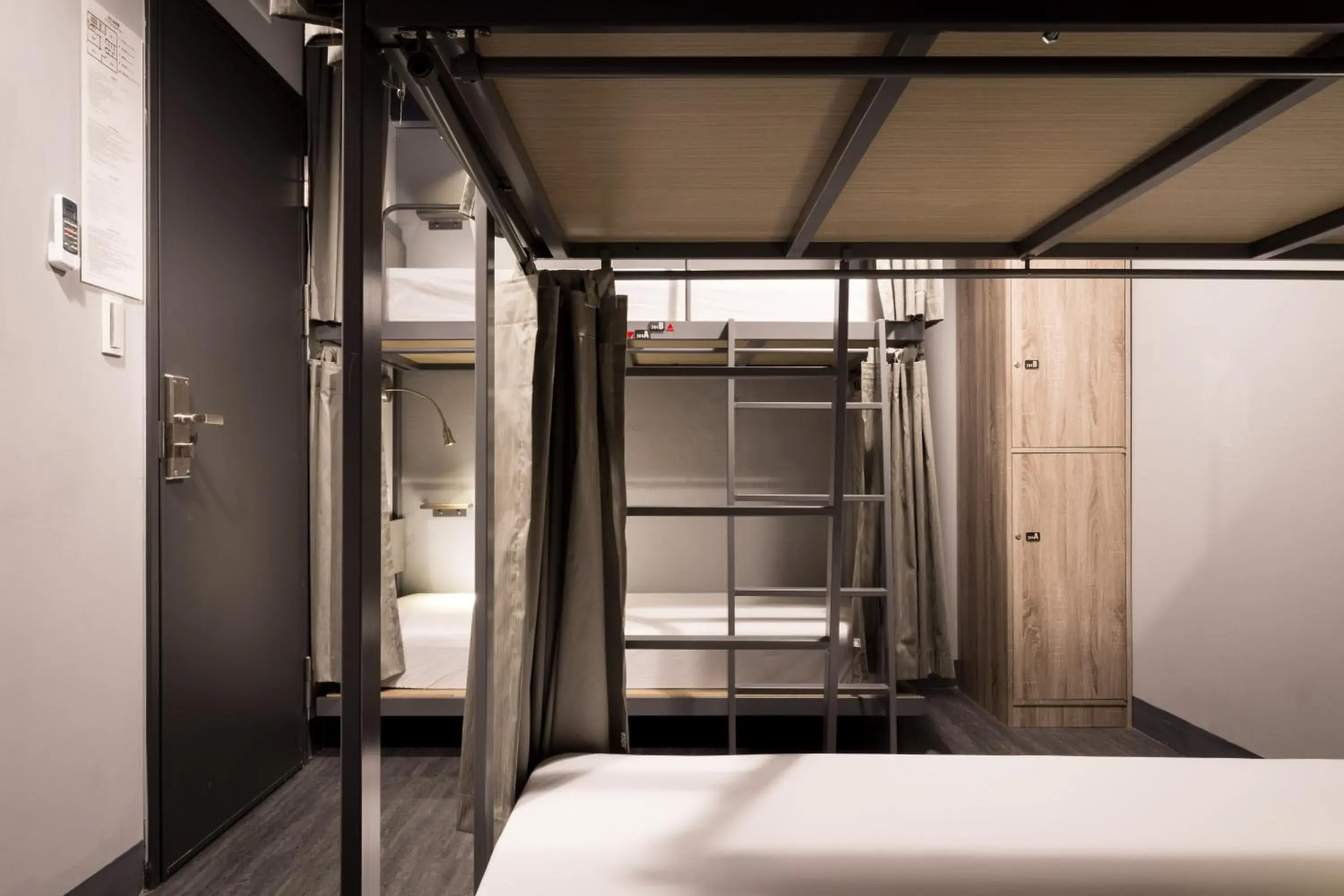 Bunk Bed in Taipei Travelers International Hostel