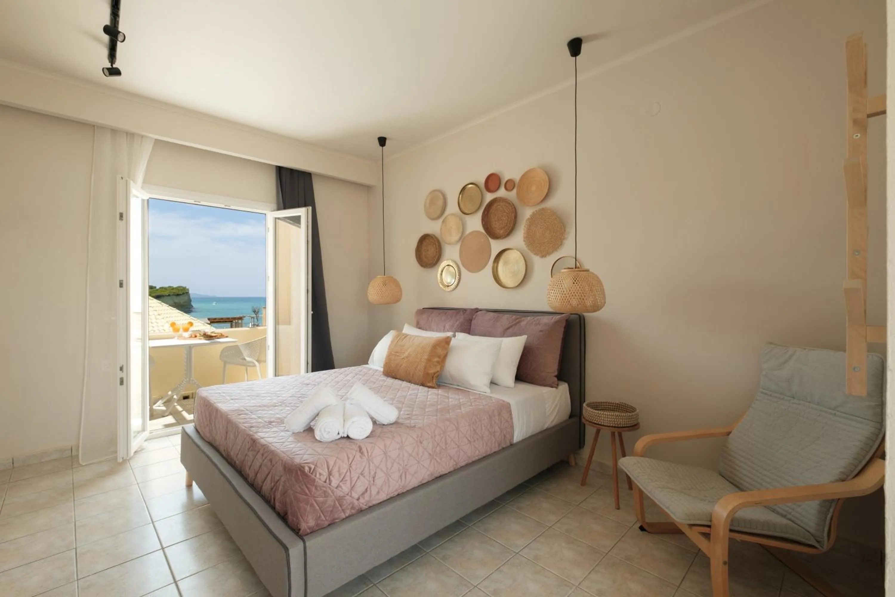 Bed in Del Mare Beach Hotel