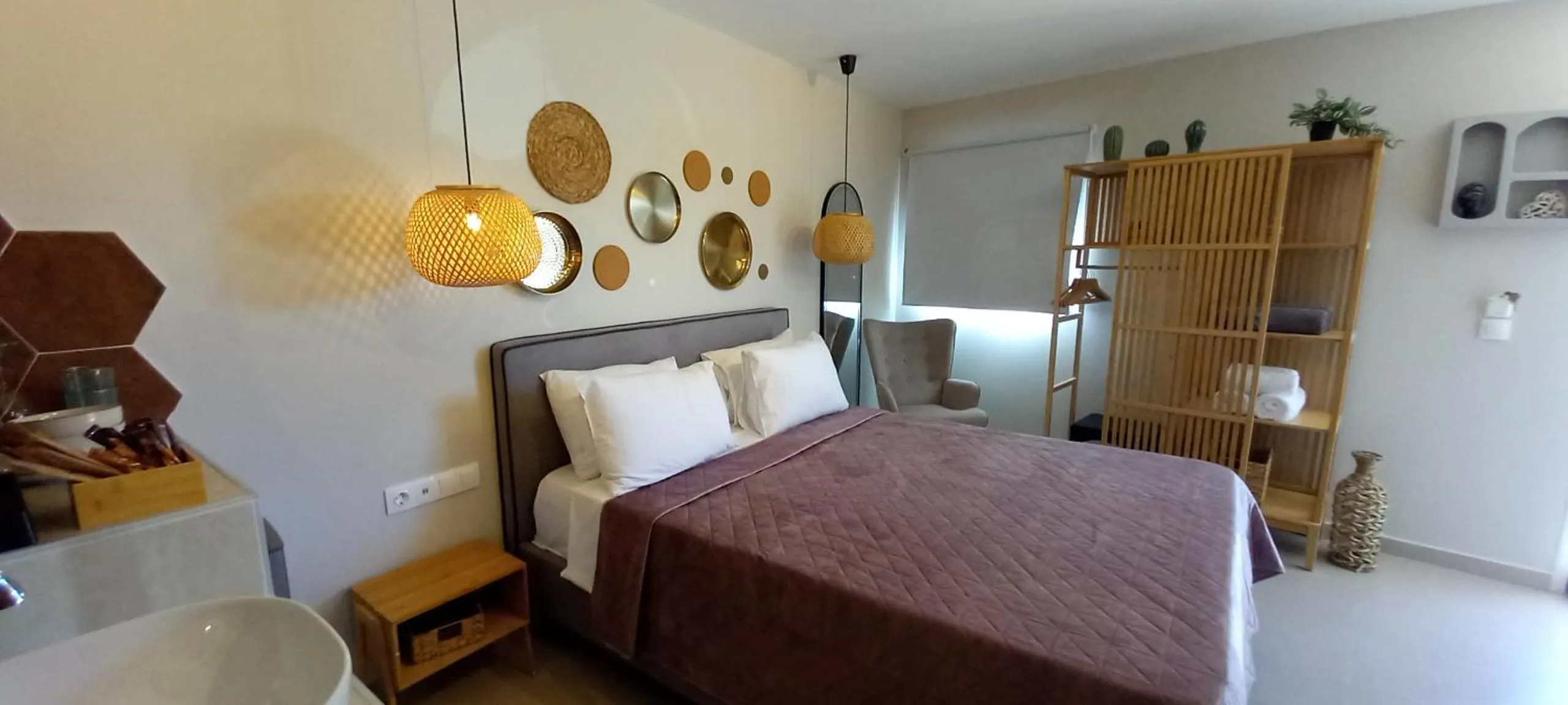 Bed in Del Mare Beach Hotel