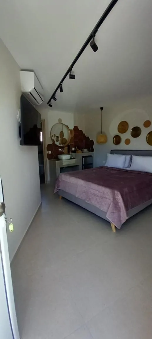 Bed in Del Mare Beach Hotel