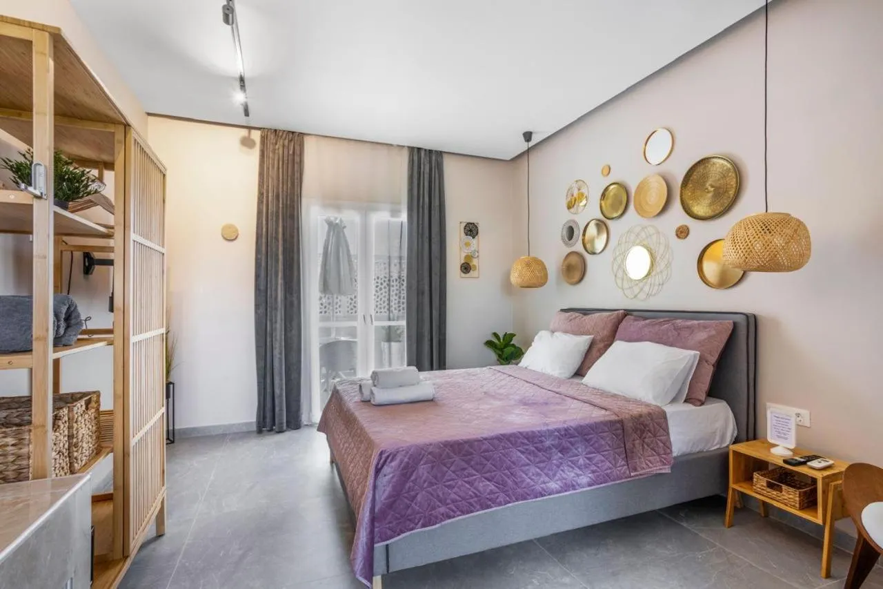 Bed in Del Mare Beach Hotel