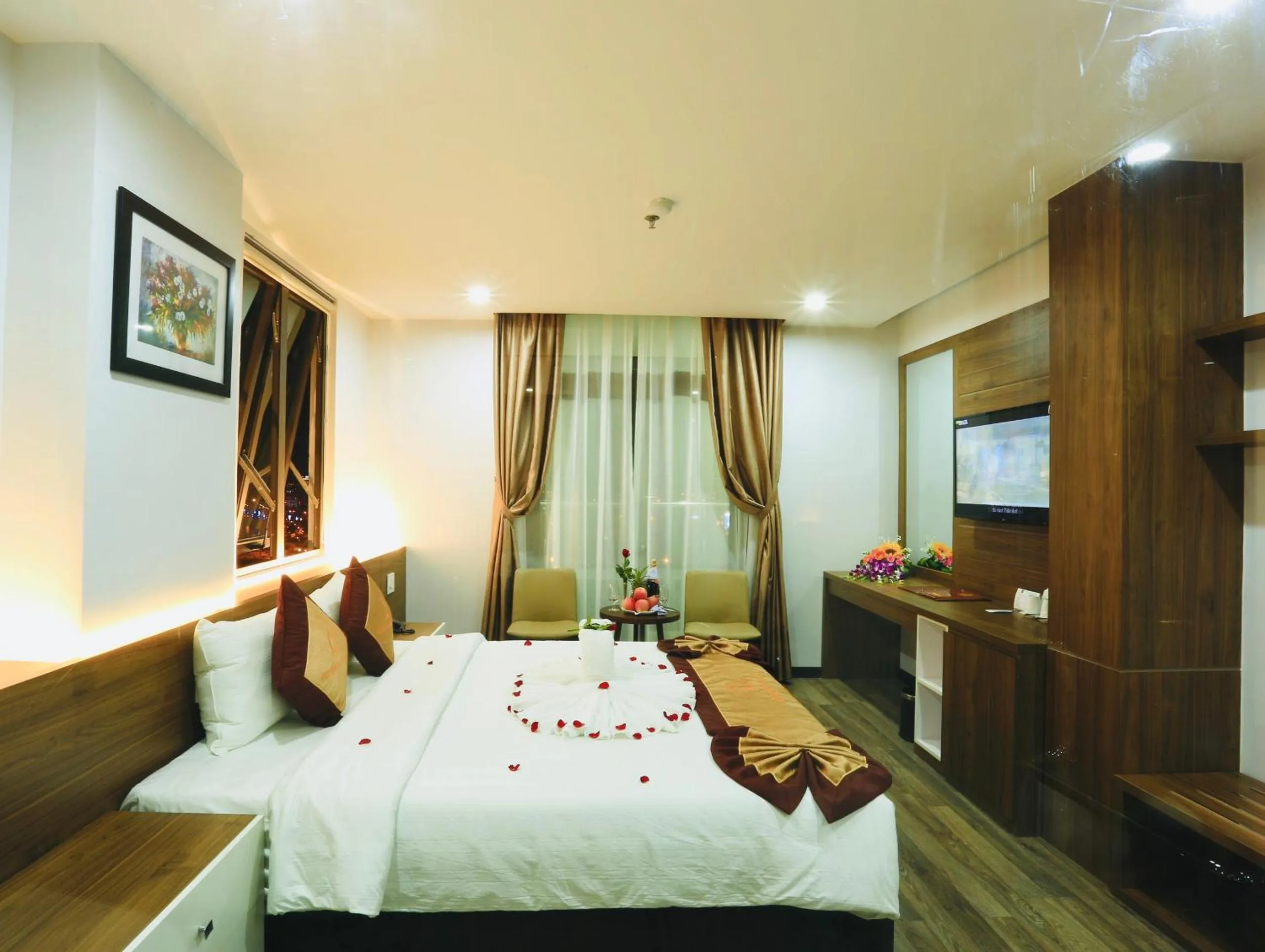 Photo of the whole room, Bed in CKC Thien Duong Hotel