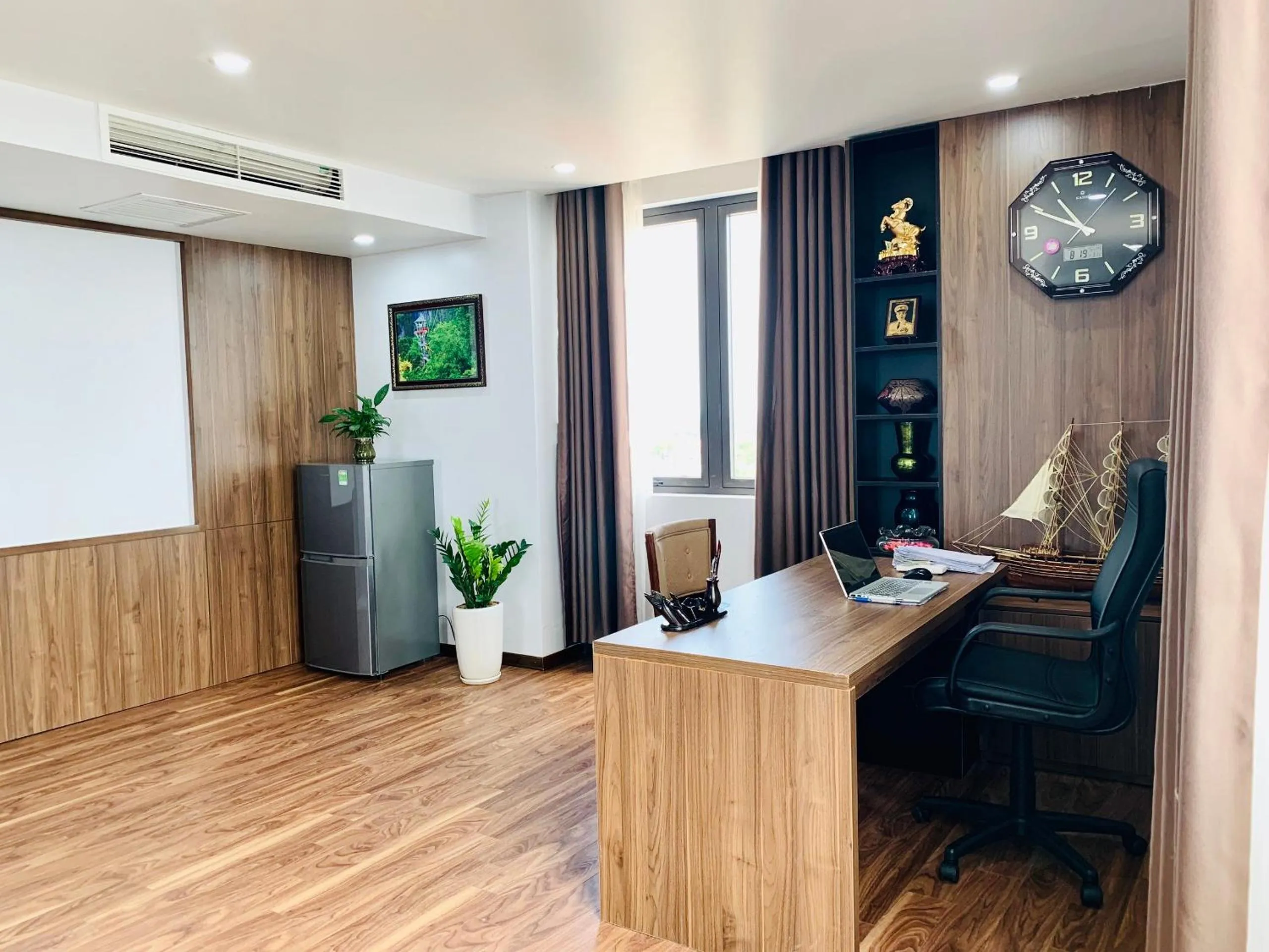 Business facilities in CKC Thien Duong Hotel