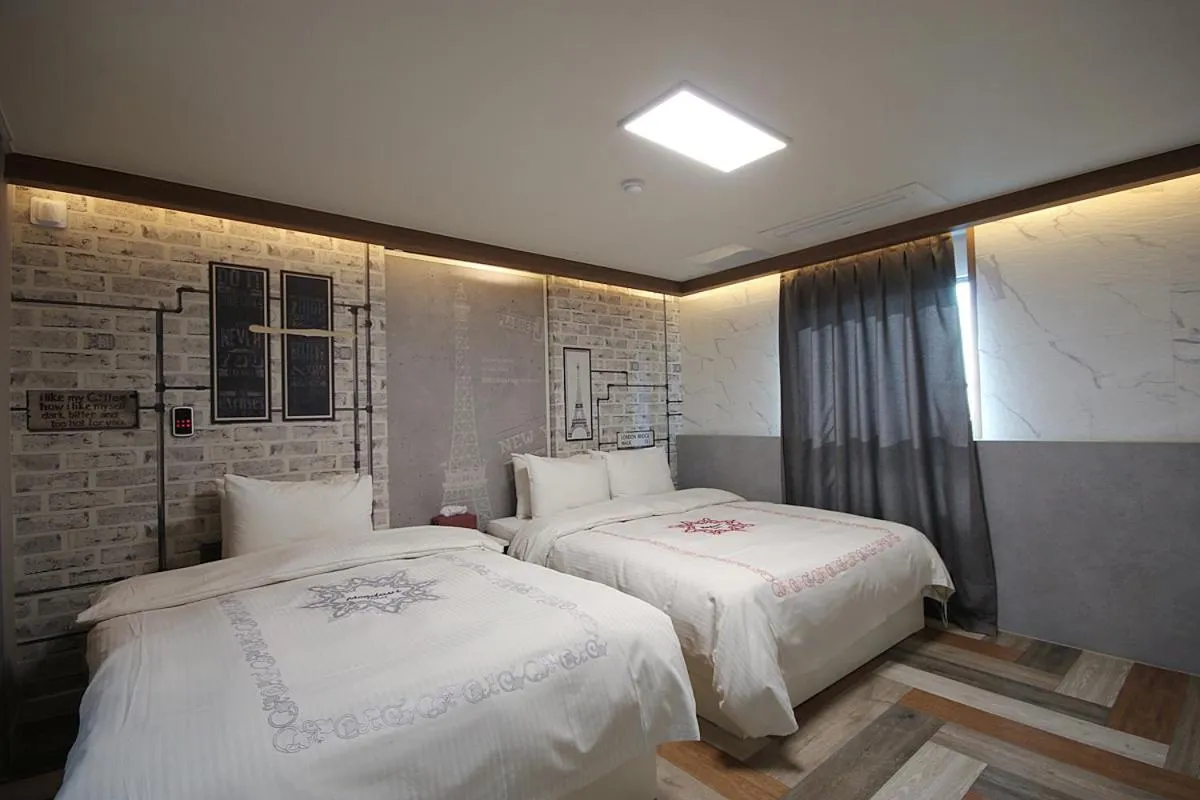 Bed in Hotel Mondavi