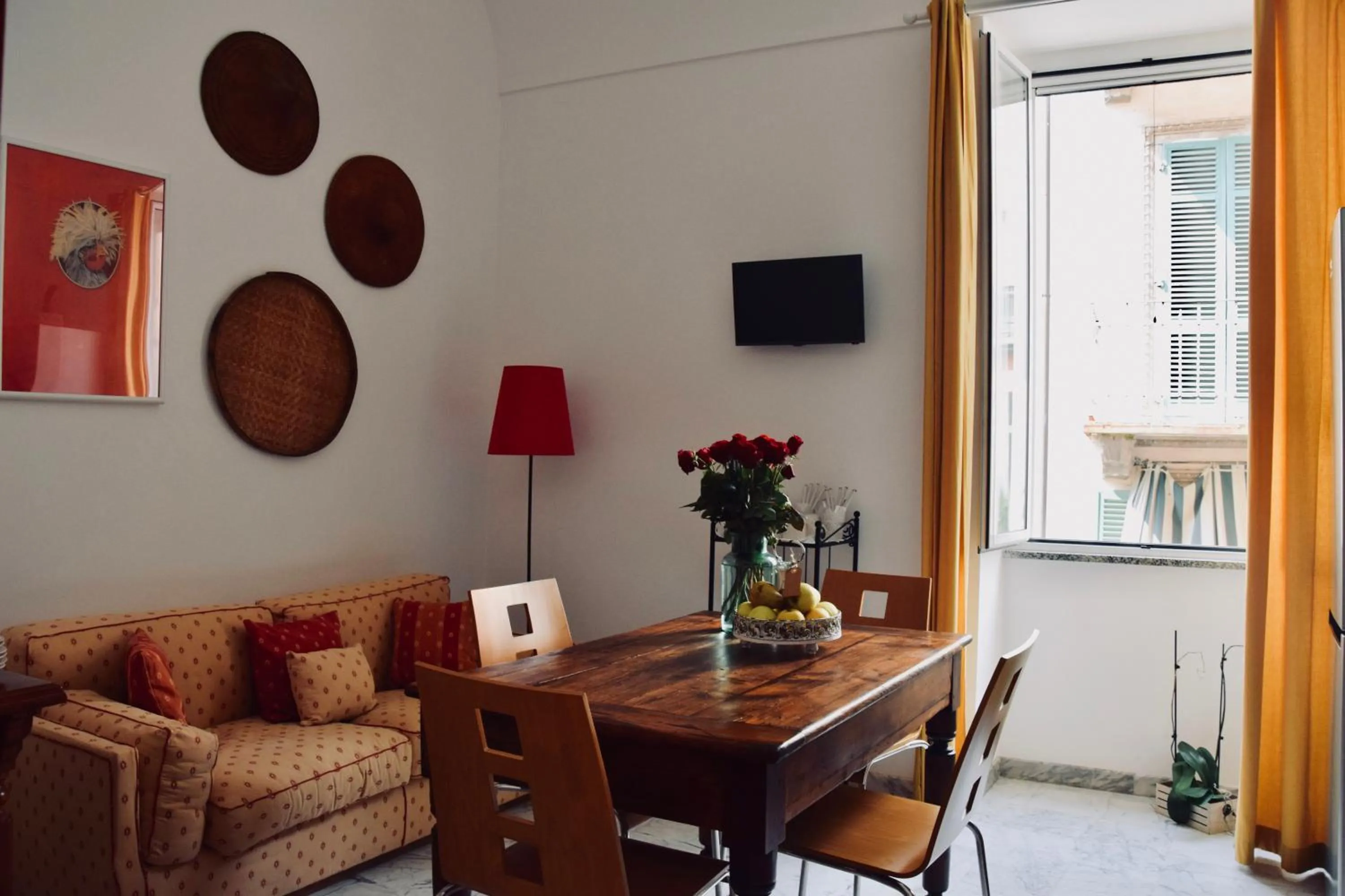 Communal lounge/ TV room in Casa Cristina