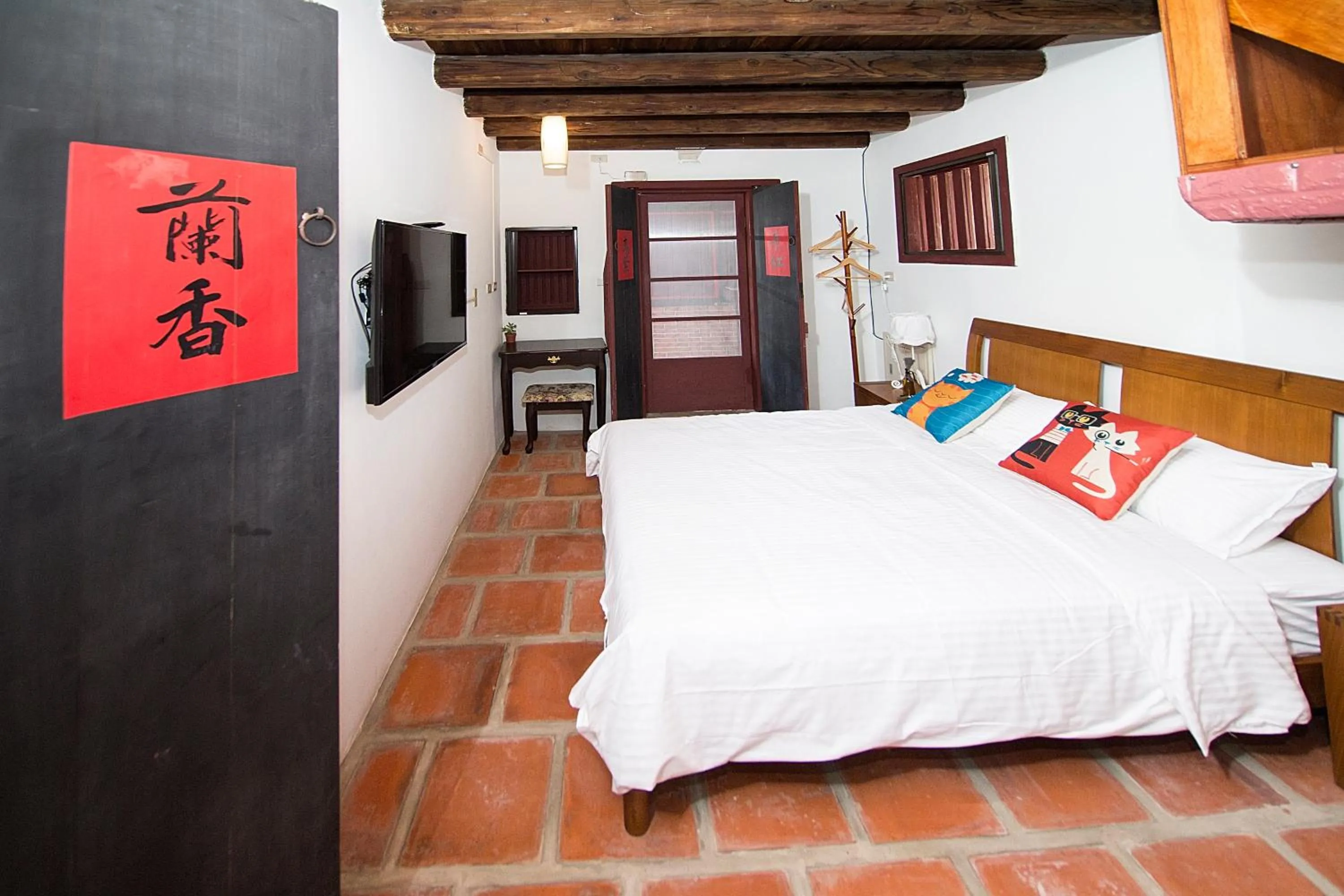 Bed in Patio Moonlight