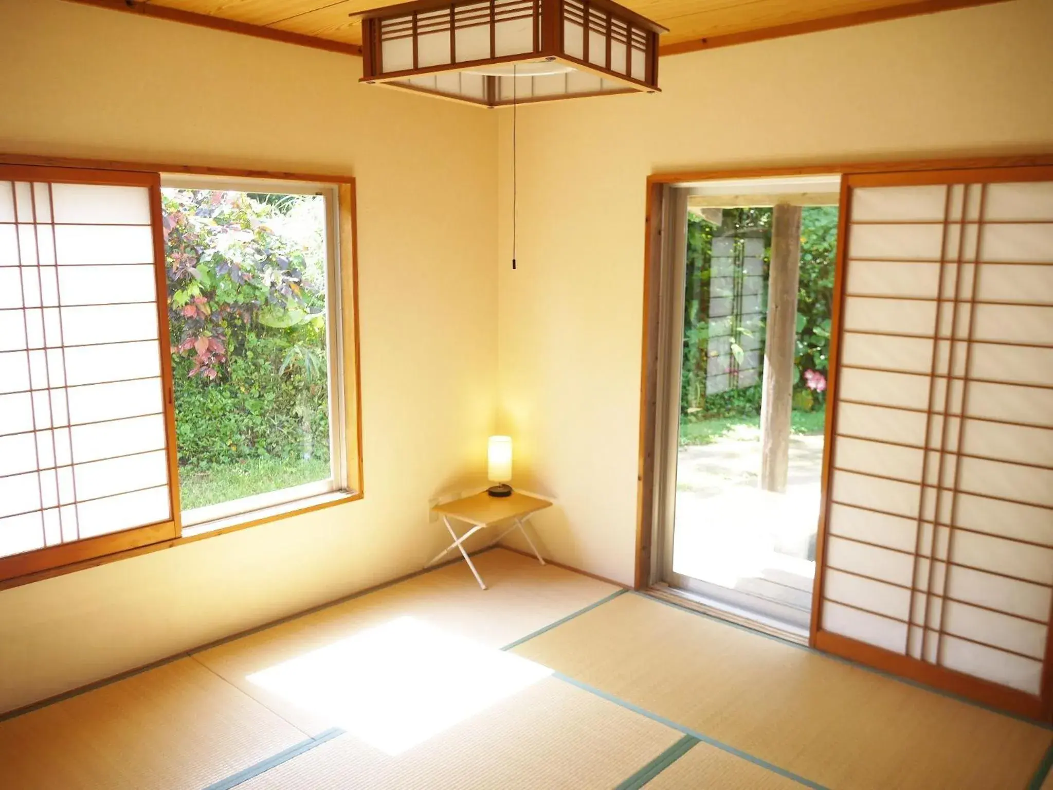 Quadruple Room with Shared Bathroom - single occupancy in Guest house iroha Quadruple Room with Shared Bathroom - single occupancy in Guest house iroha