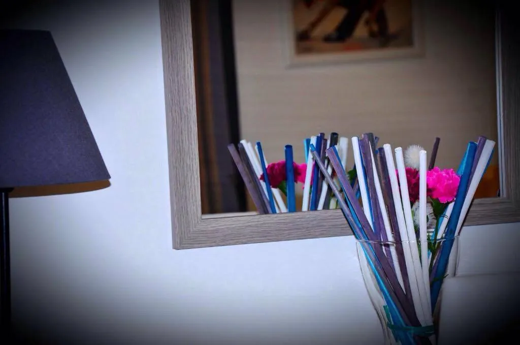 Decorative detail in B&B Chiaia 216