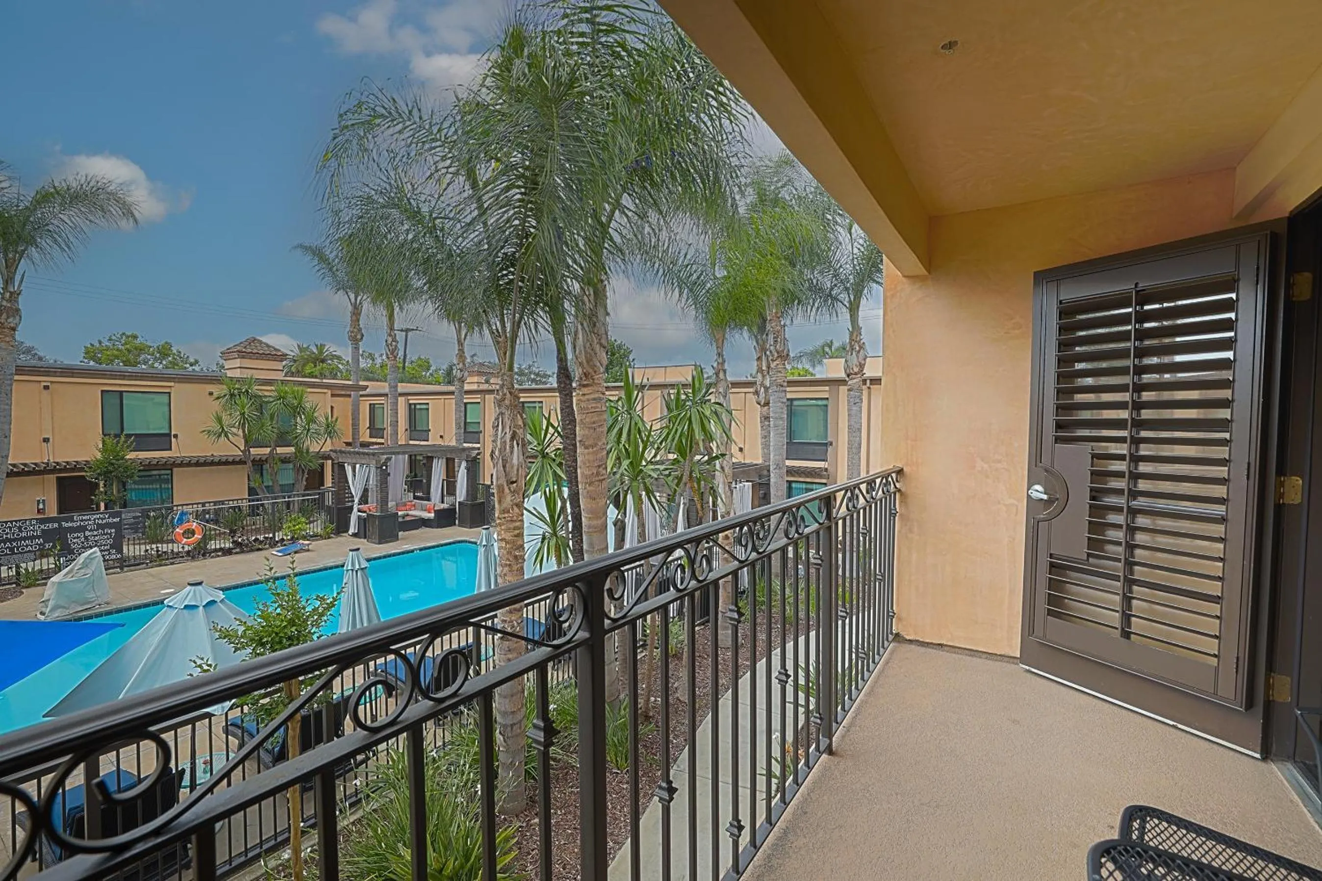 Balcony/Terrace in The Cove Hotel