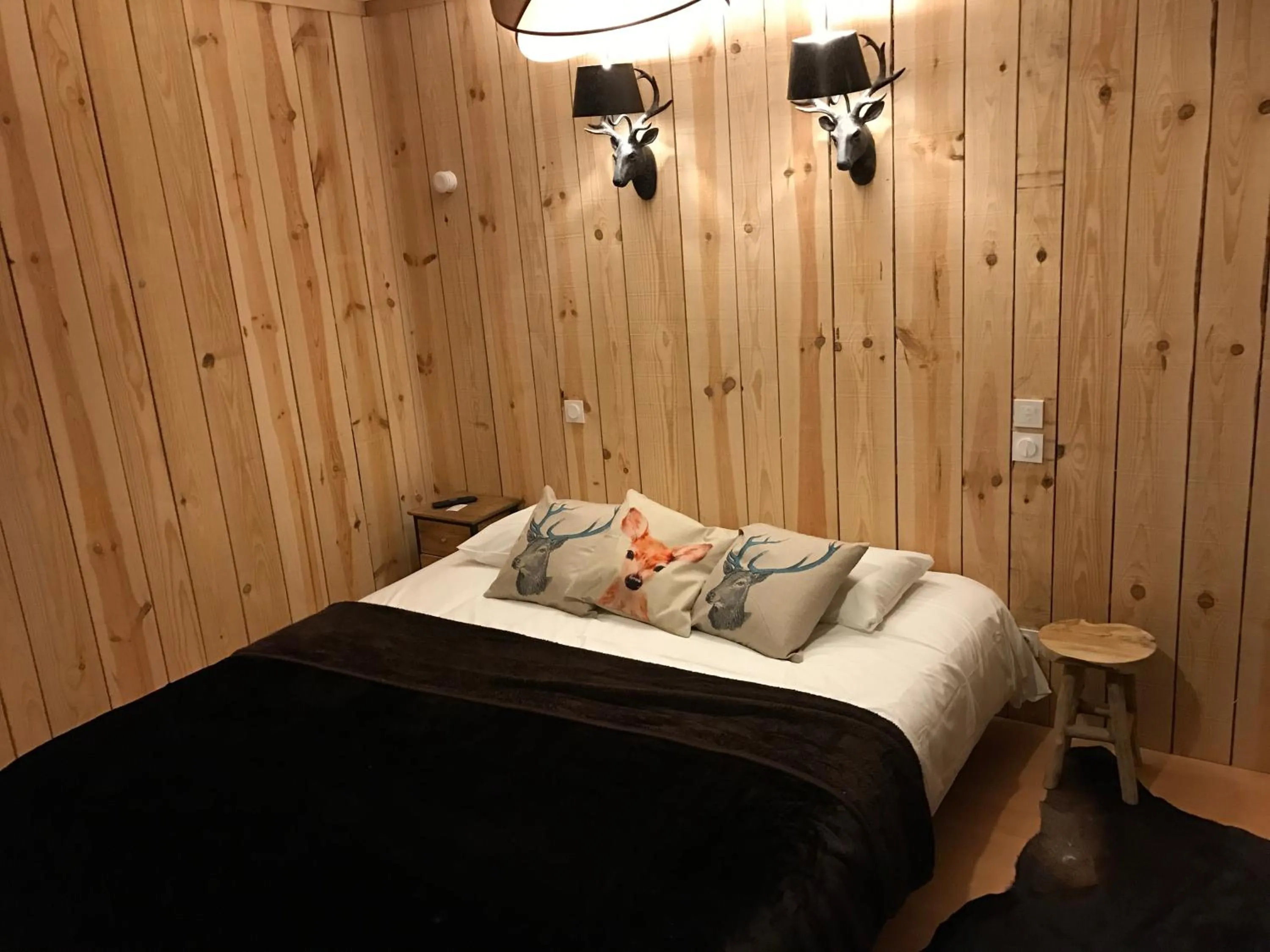 Decorative detail, Bed in L'hostellerie de Sèvremont