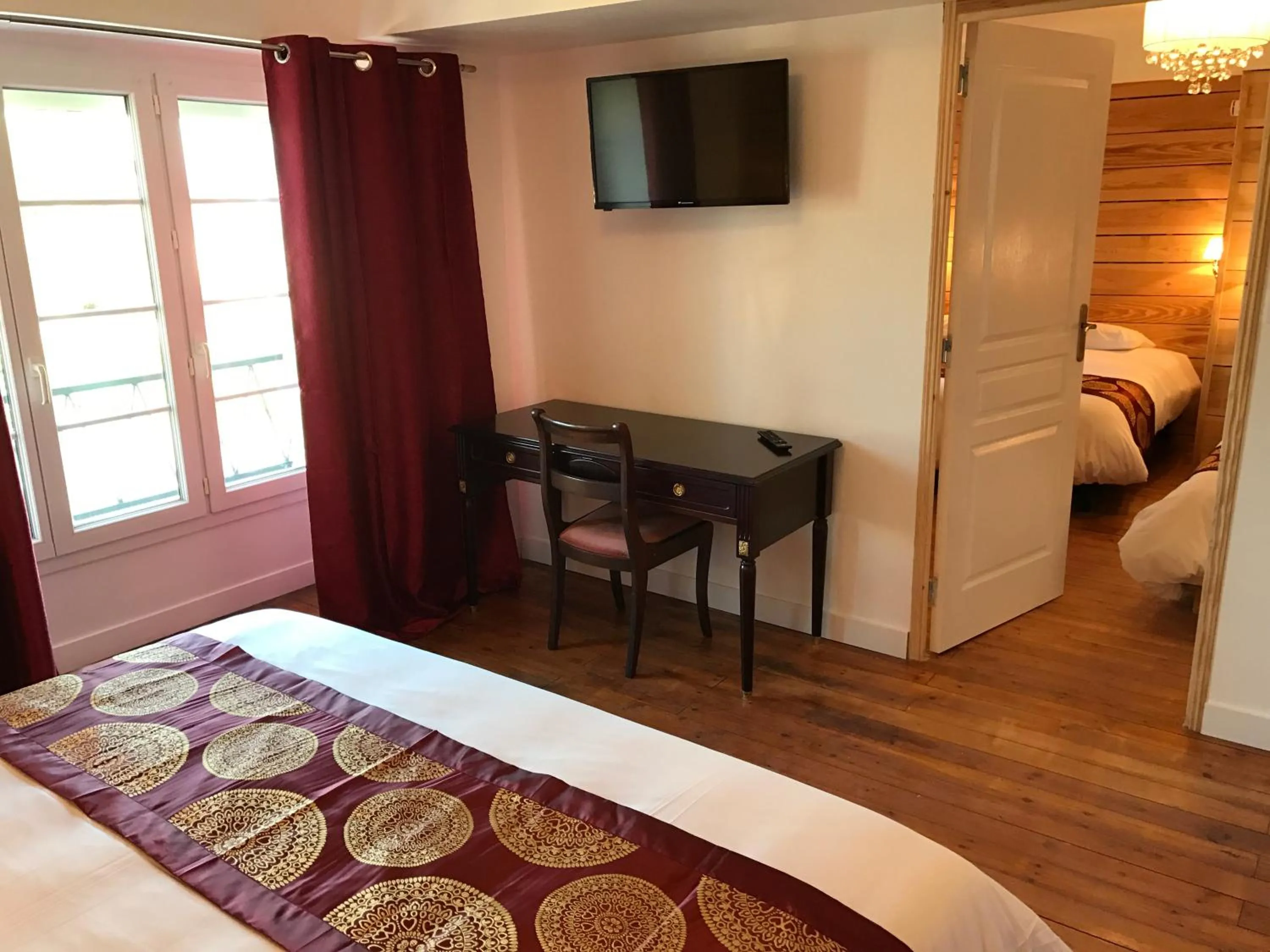 Decorative detail, Bed in L'hostellerie de Sèvremont