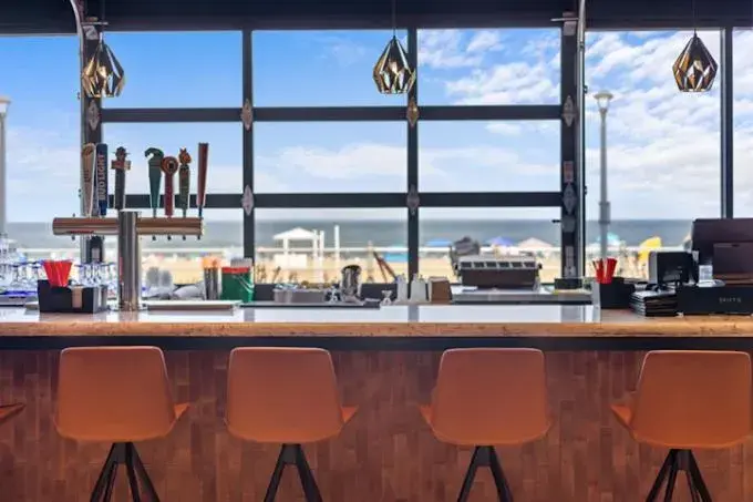 Restaurant/places to eat in The Barclay Towers Hotel and Resort Restaurant/places to eat in The Barclay Towers Hotel and Resort