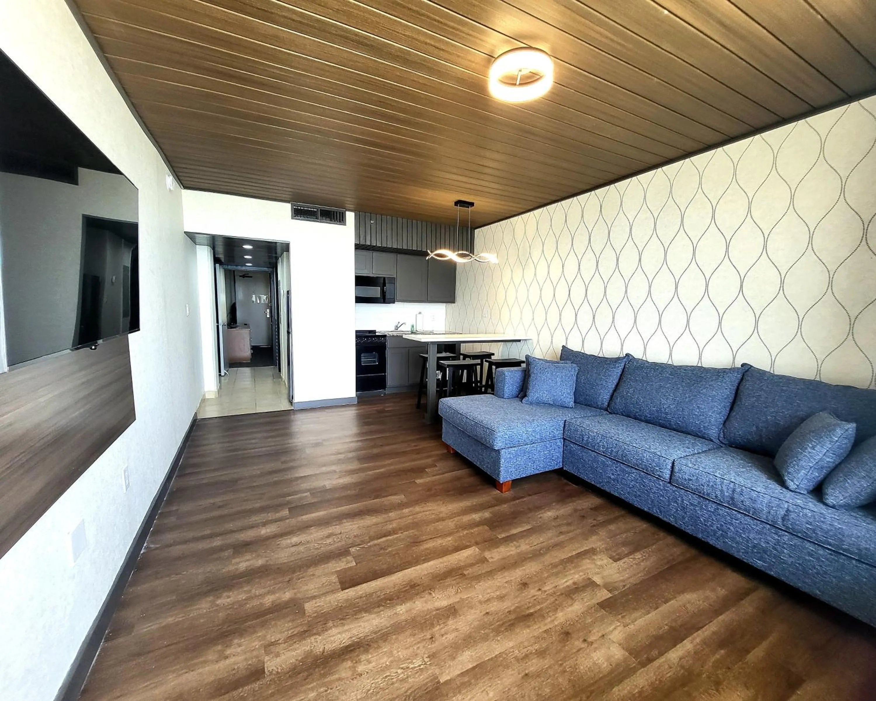 Kitchen or kitchenette in The Barclay Towers Hotel and Resort