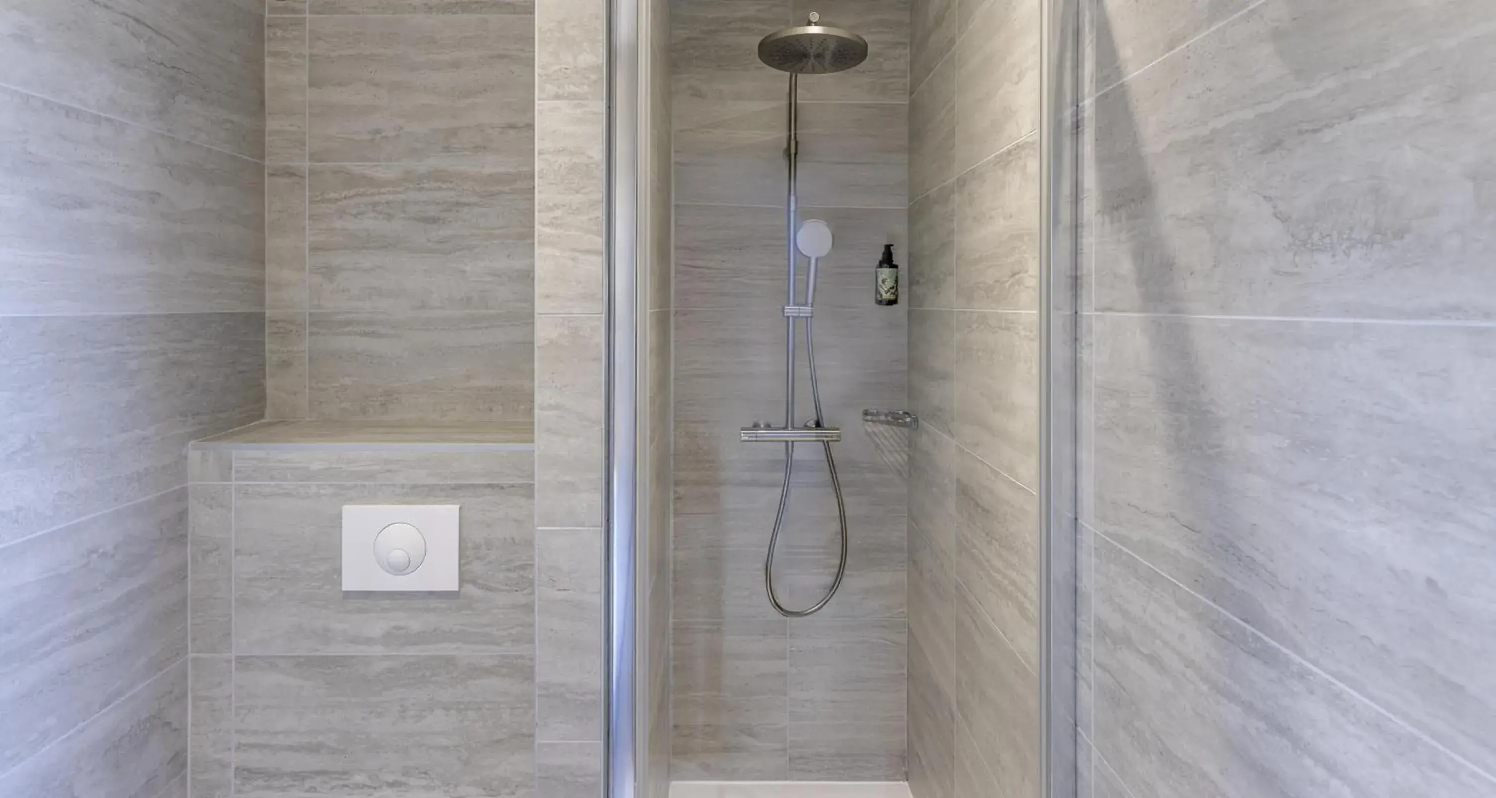 Bedroom in Best Western Plus Sanary Bedroom in Best Western Plus Sanary