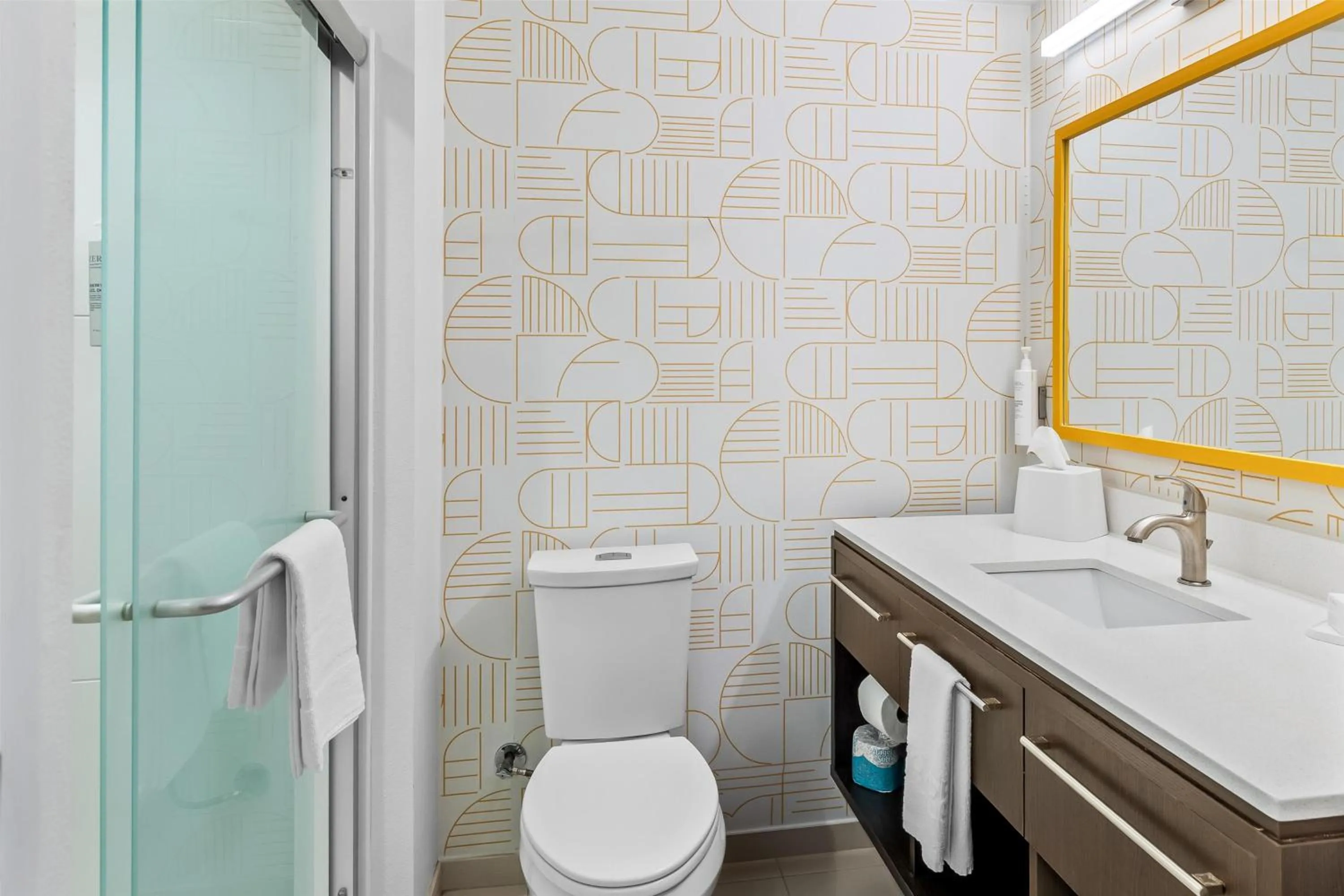 Bathroom in Home2 Suites By Hilton Youngstown