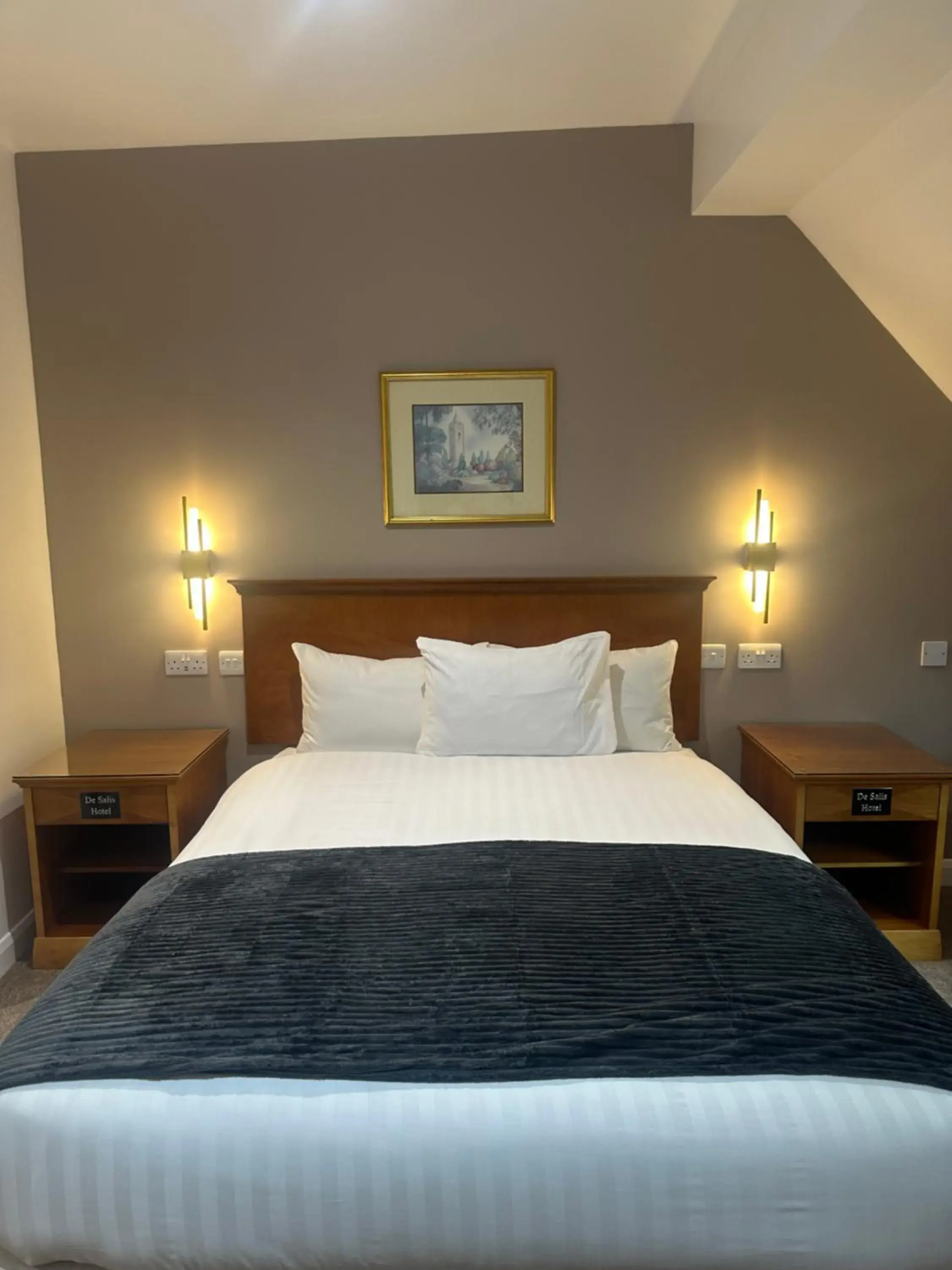 Bedroom, Bed in Desalis Hotel London Stansted Bedroom, Bed in Desalis Hotel London Stansted