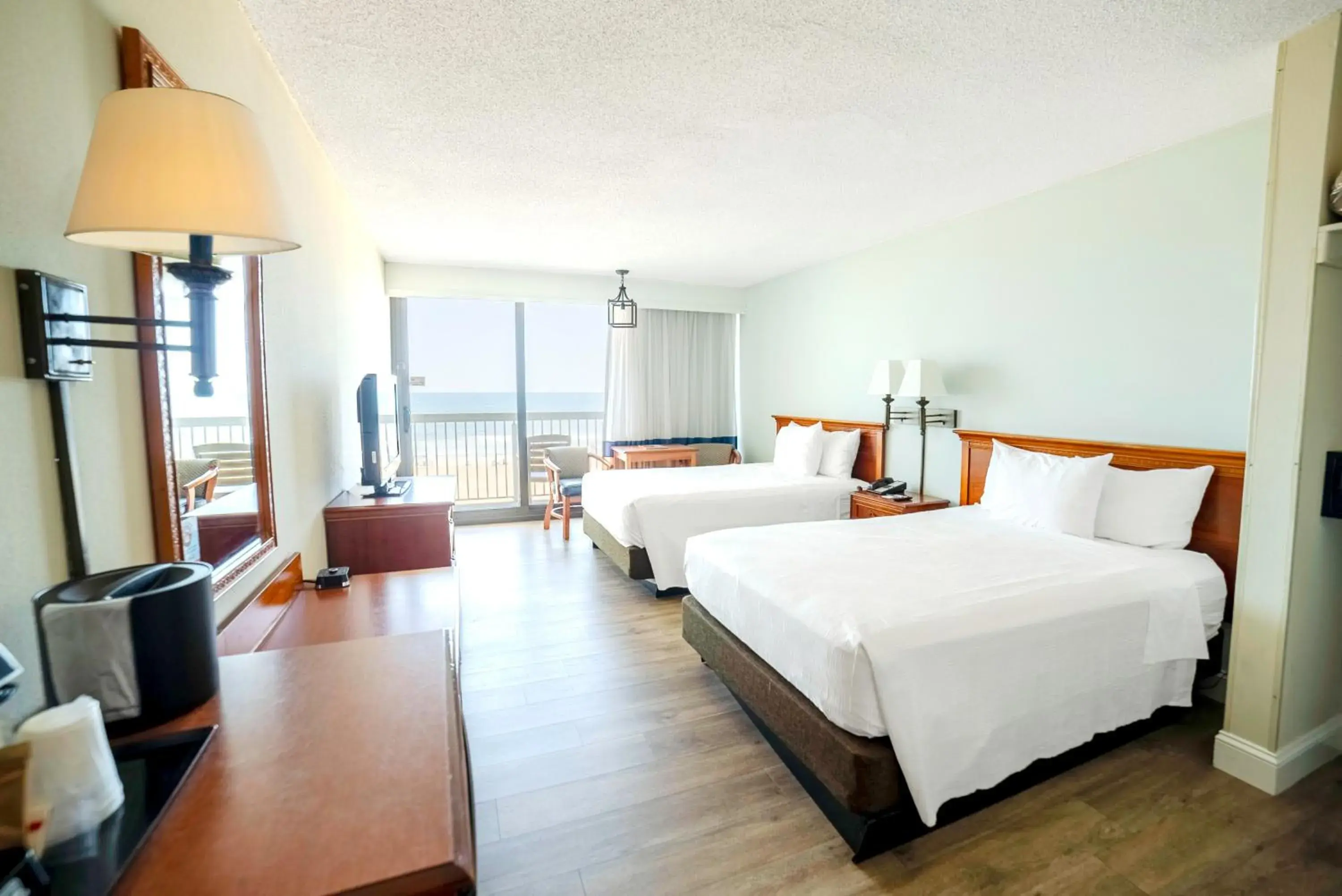 Bed in The Oceanfront Inn - Virginia Beach Bed in The Oceanfront Inn - Virginia Beach