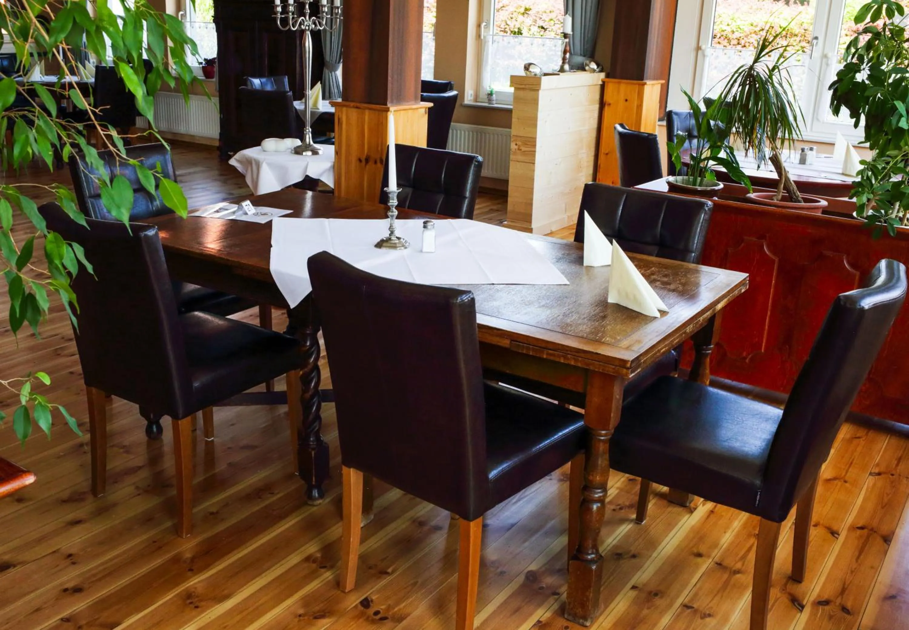 Restaurant/places to eat in Butjadinger Hof