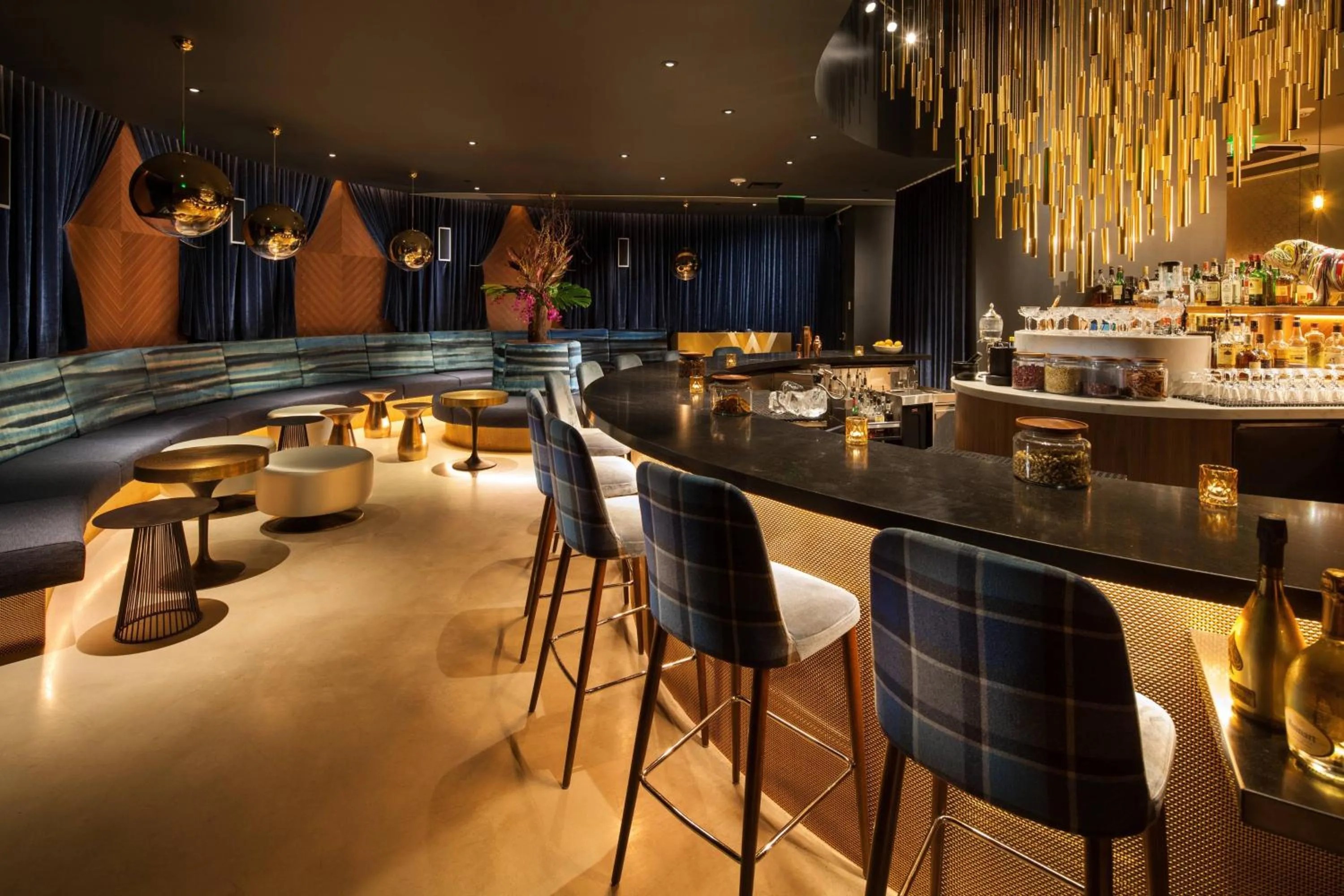 Restaurant/places to eat in W Bellevue