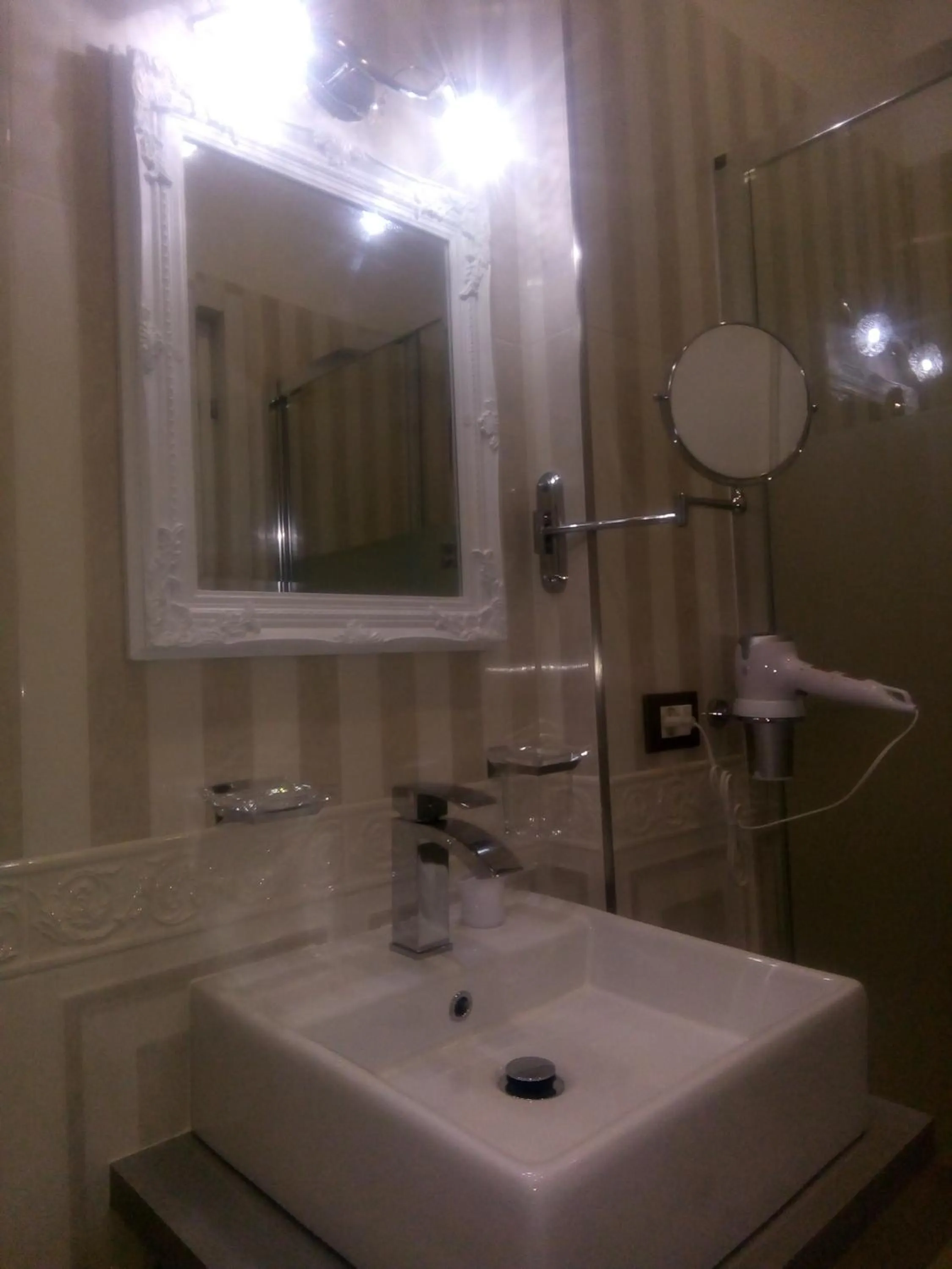 Bathroom in Barberini Dream