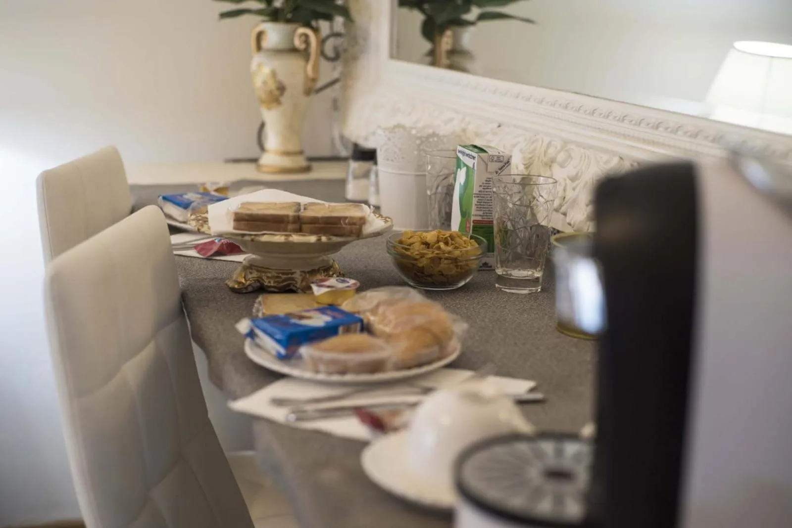 Continental breakfast in Barberini Dream