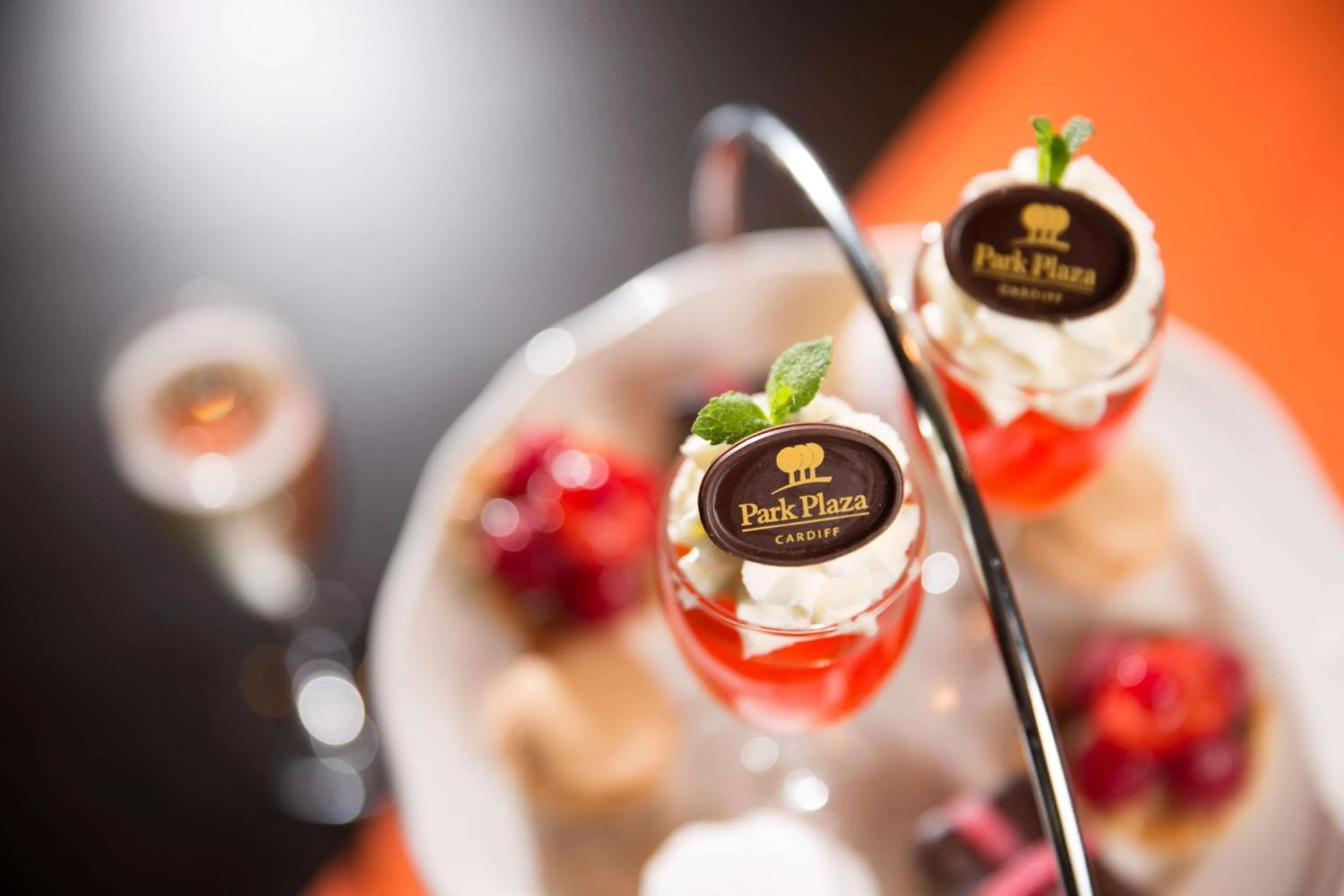 Restaurant/places to eat in Park Plaza Cardiff