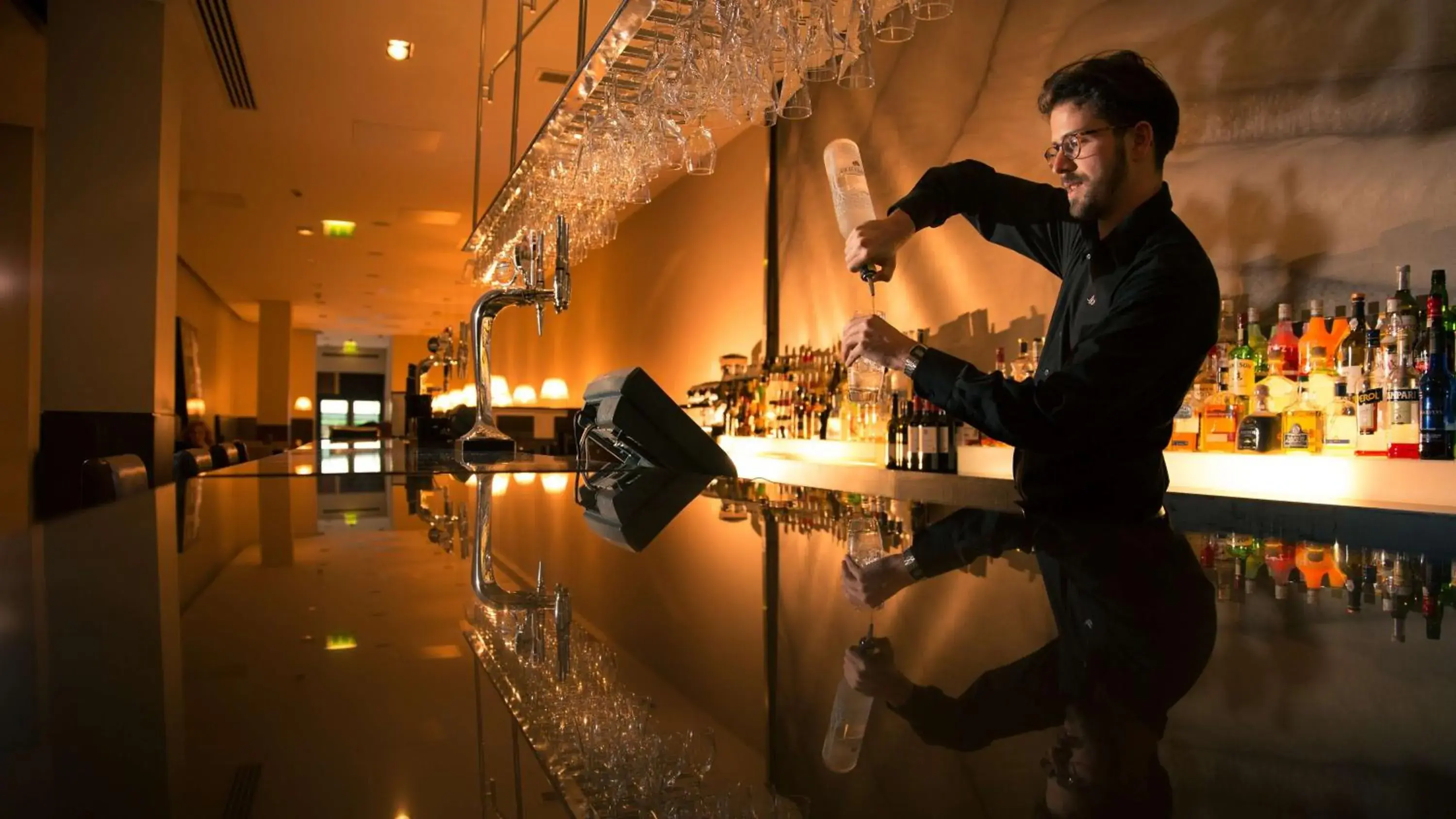 Restaurant/places to eat in Park Plaza Cardiff Restaurant/places to eat in Park Plaza Cardiff