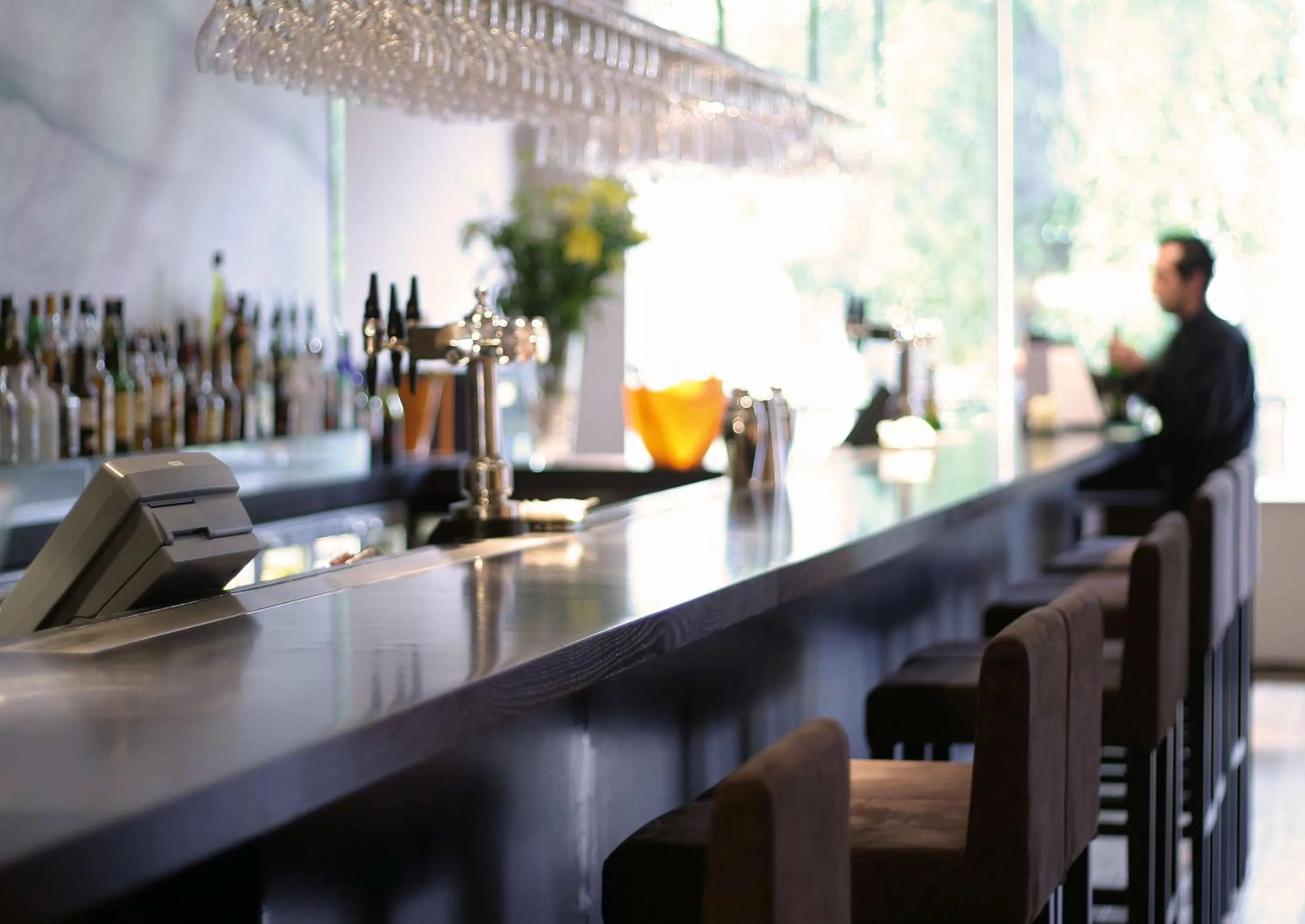 Restaurant/places to eat in Park Plaza Cardiff