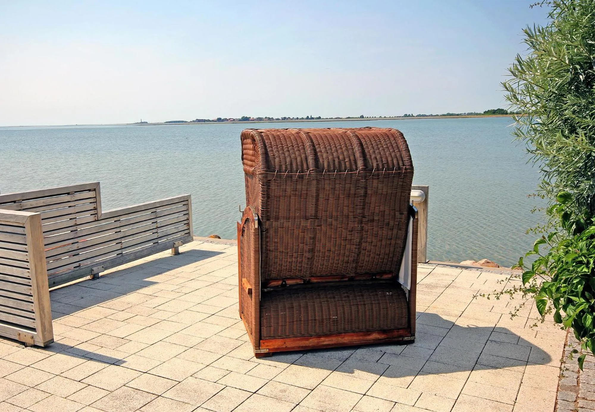 Property building in Meerblick Lemkenhafen