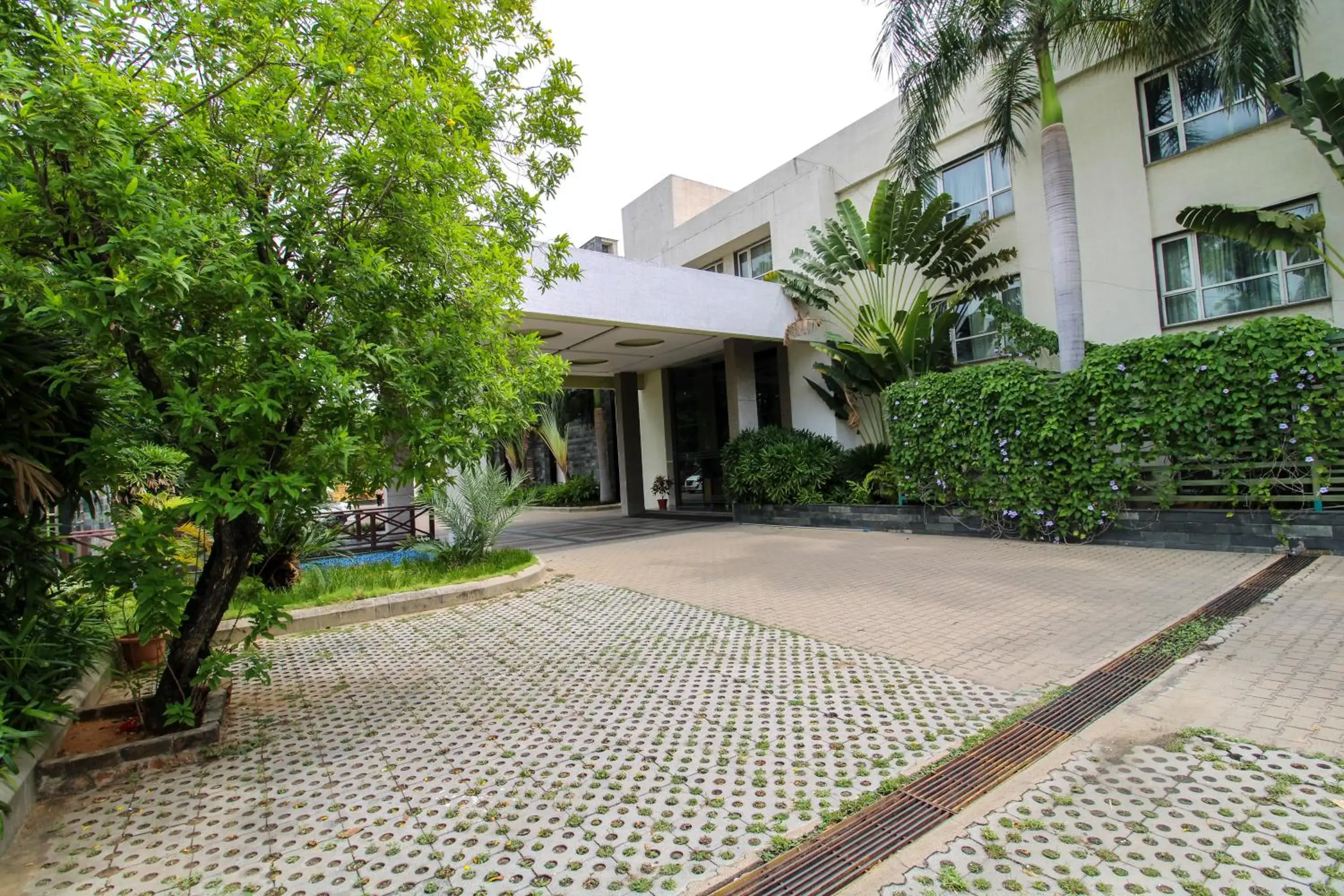 Property building in GeeKay Millenniaa Property building in GeeKay Millenniaa