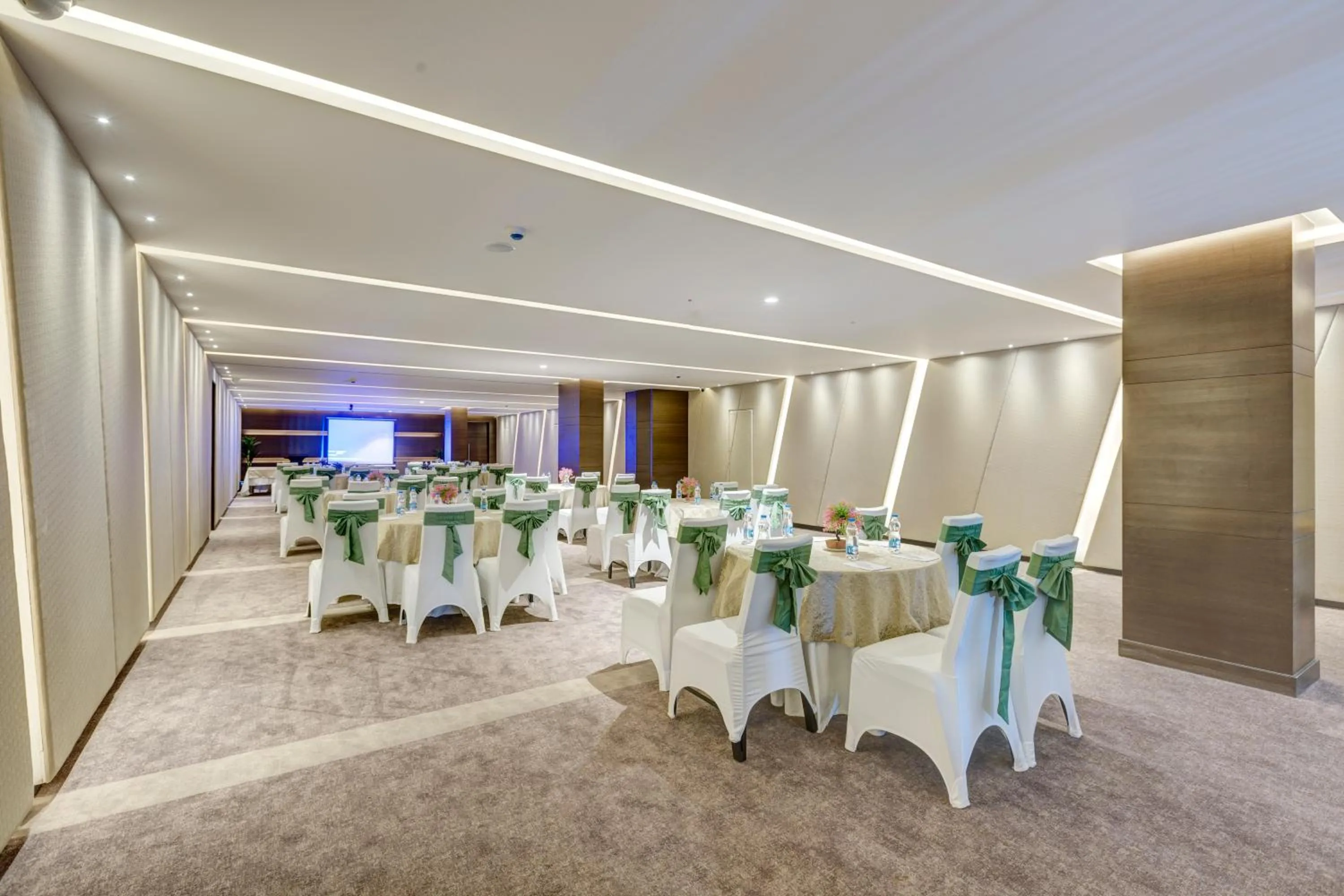 Business facilities in Attide Hotel