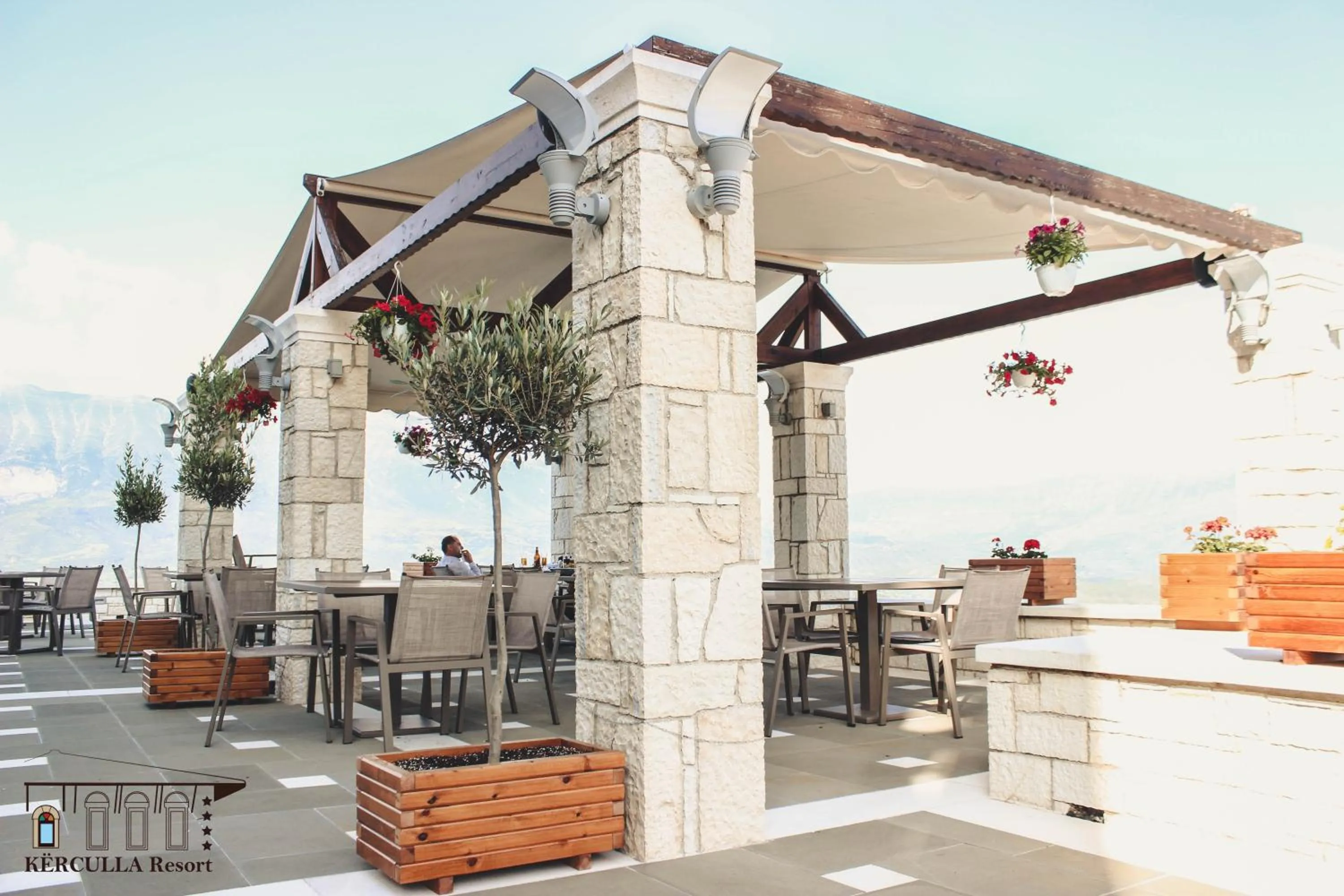 Patio in KERCULLA Resort