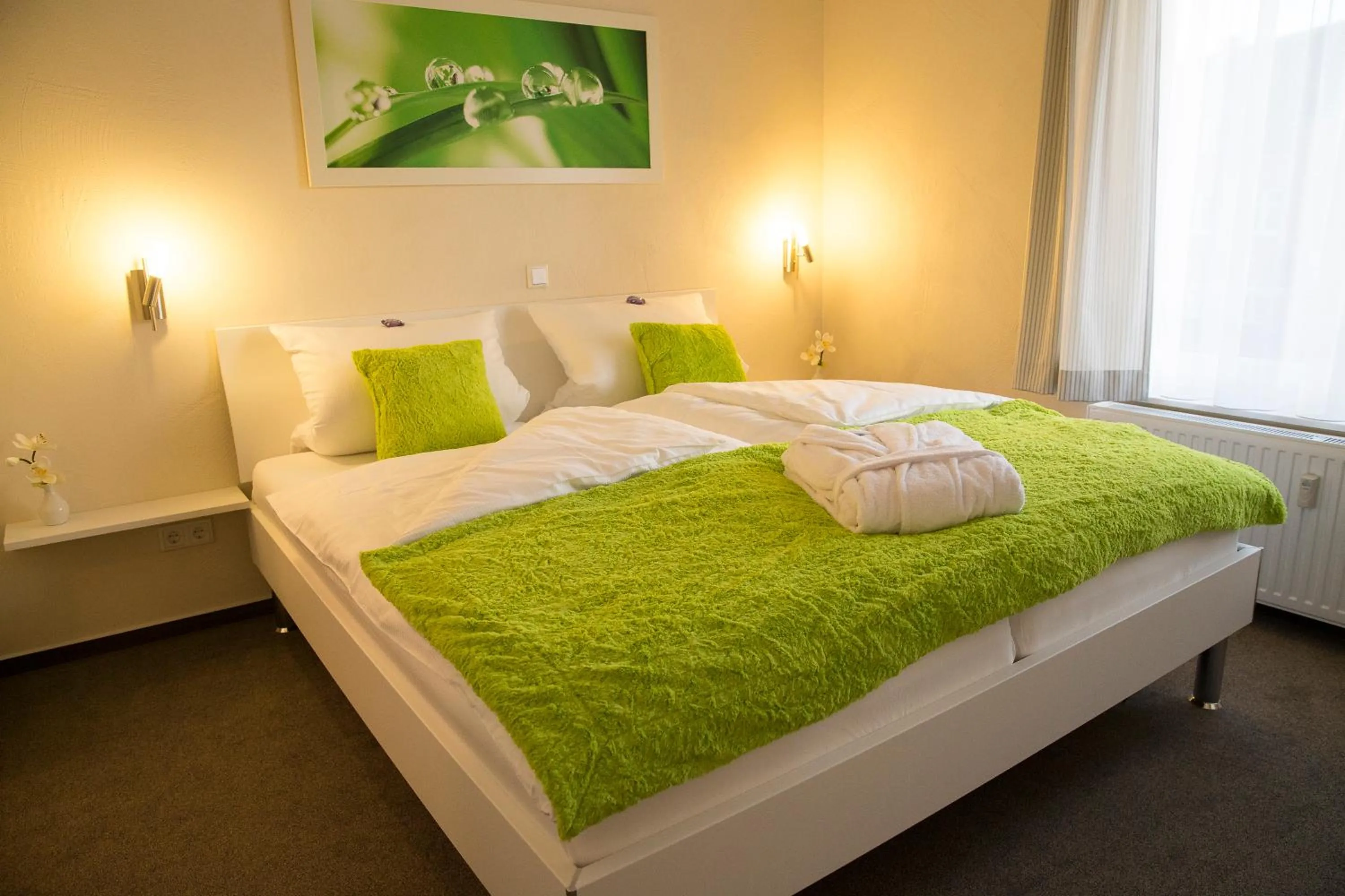 Photo of the whole room, Bed in Weyher Aparthotel