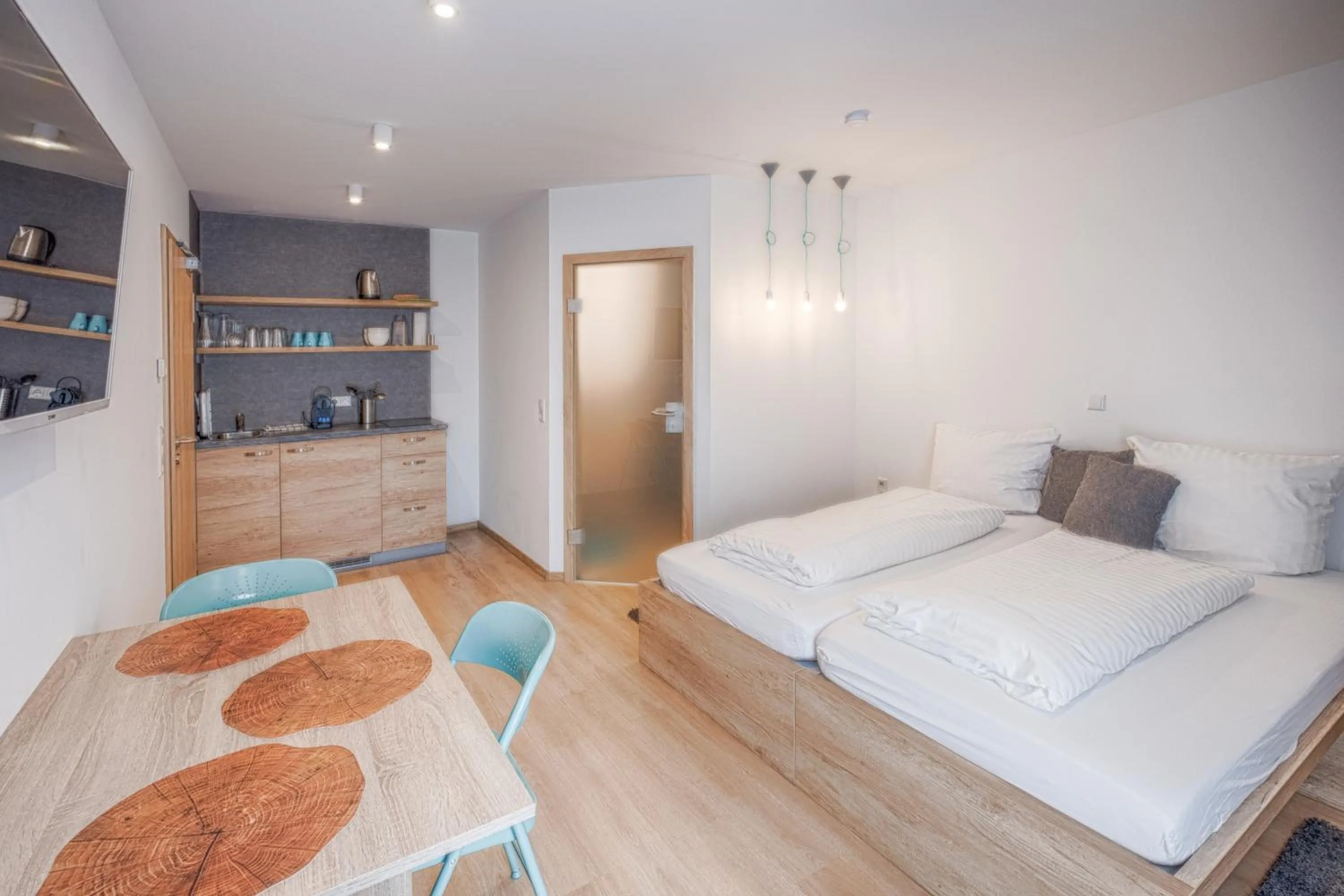 Bed in Pension Breitenauer See