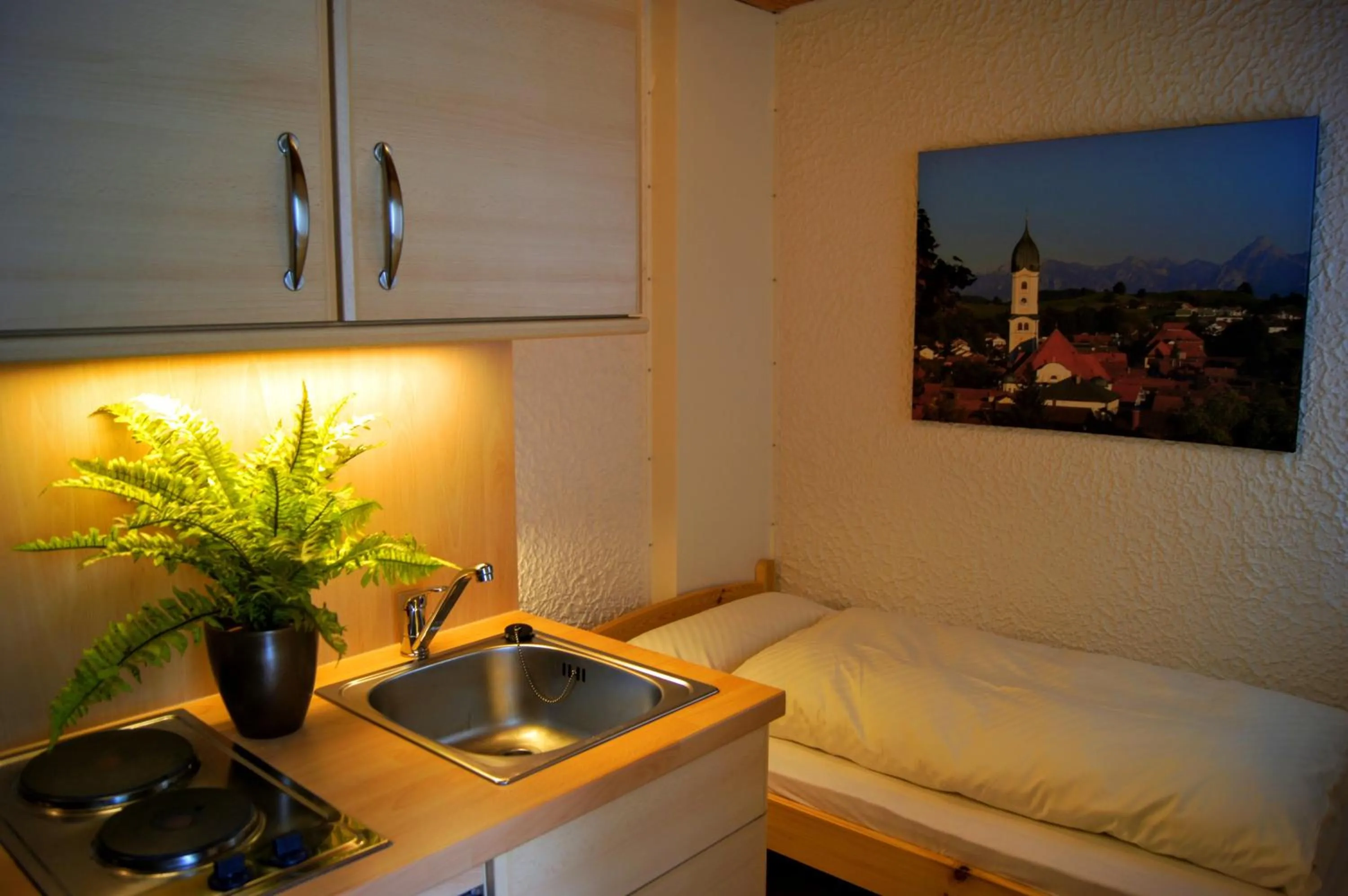 Kitchen or kitchenette in Bavarian Holiday Hideaway
